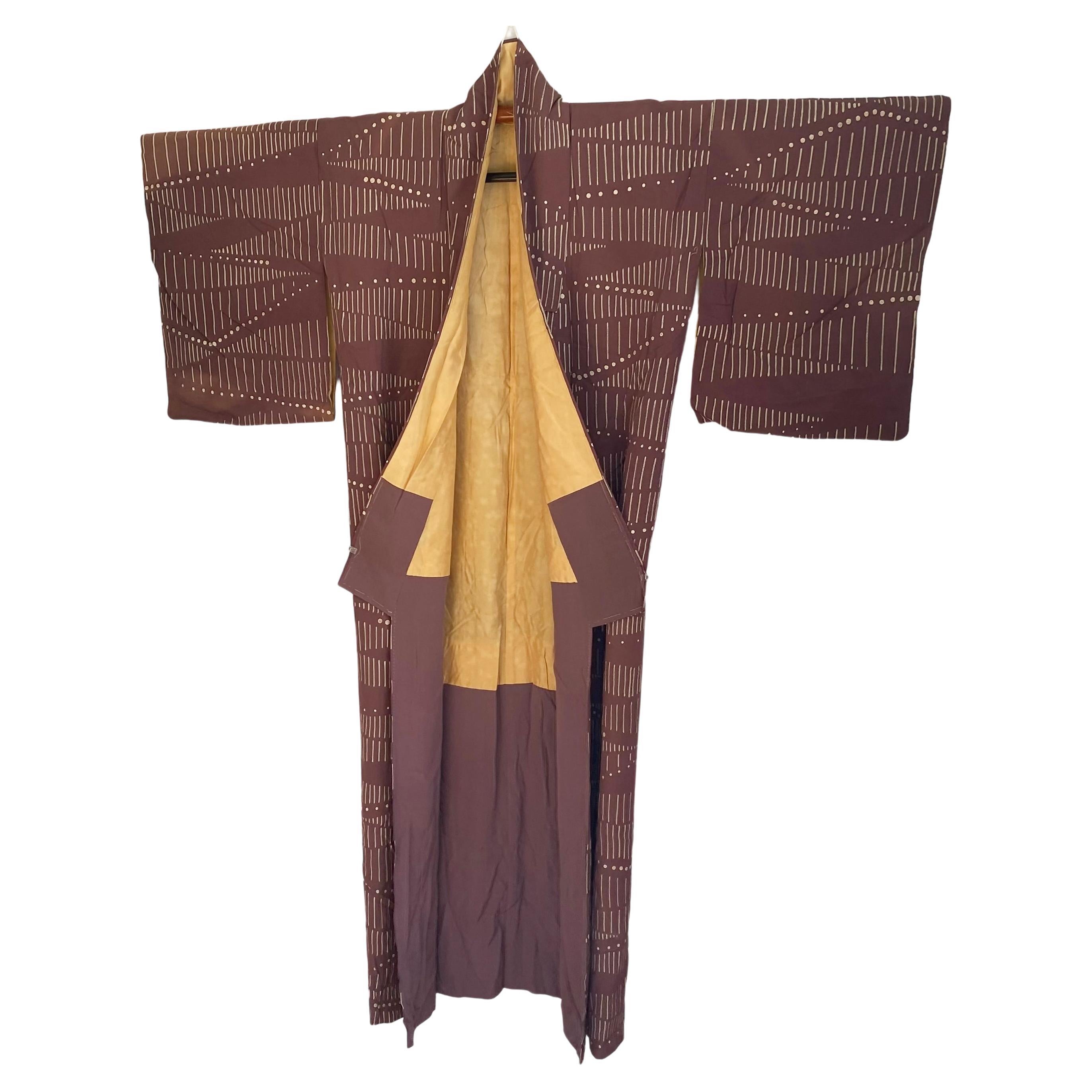Japanese Unisex Silk Print Vintage Kimono For Sale