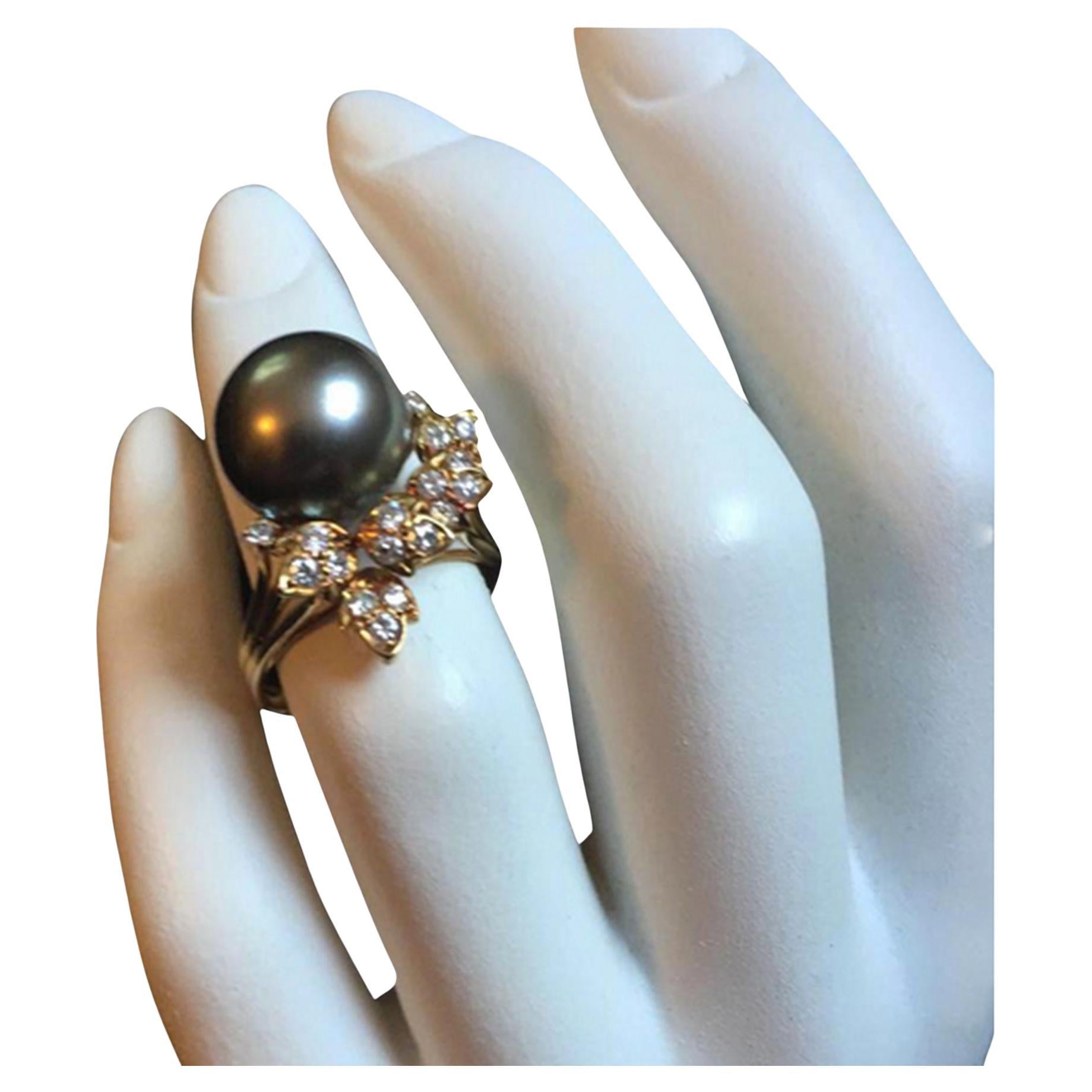 11MM South Sea Black Pearl 18K Gold Diamond Ring For Sale