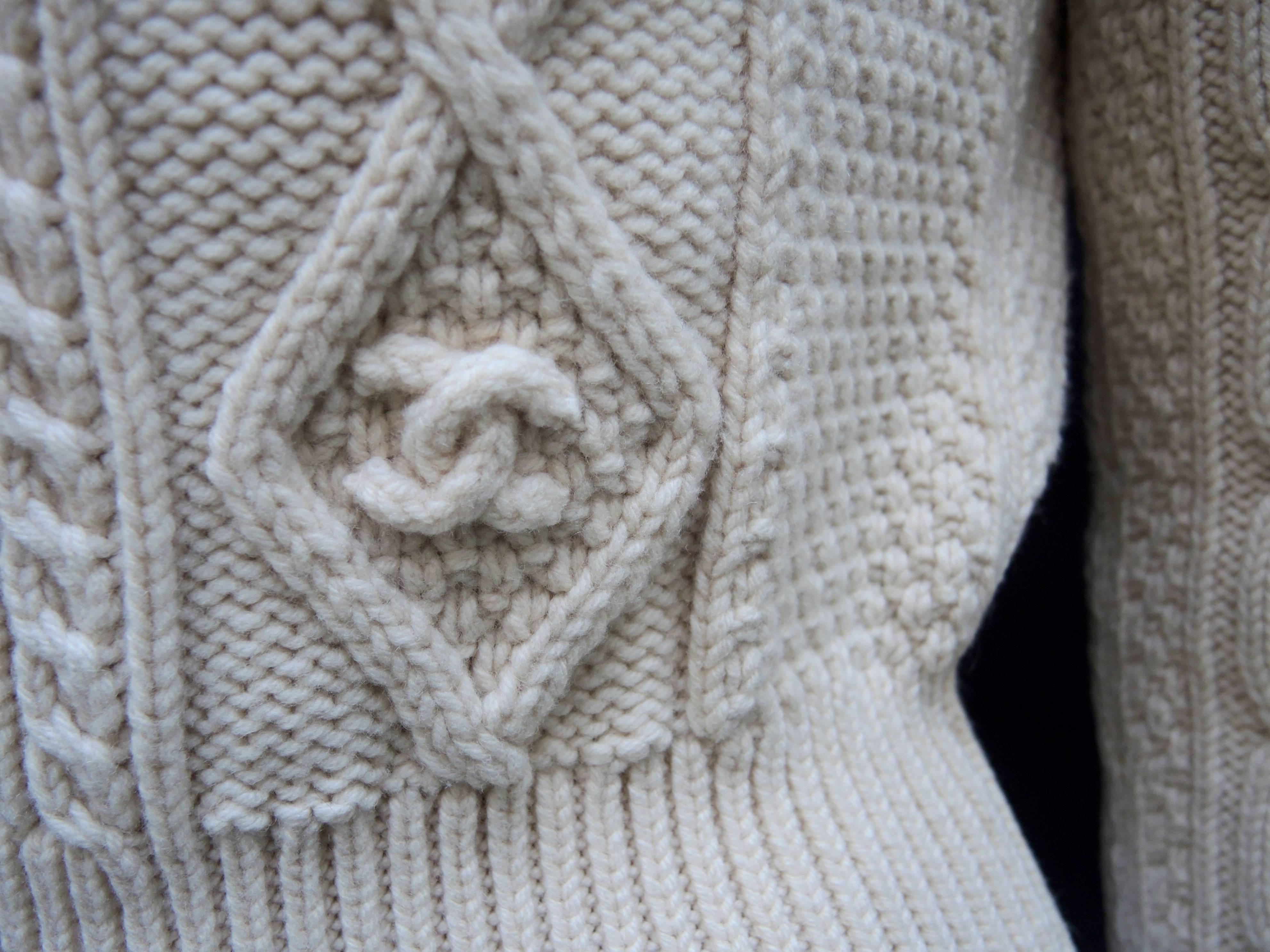 Chanel Handknit Ivory and Black Wool Sweater Winter Collection, 1999 1