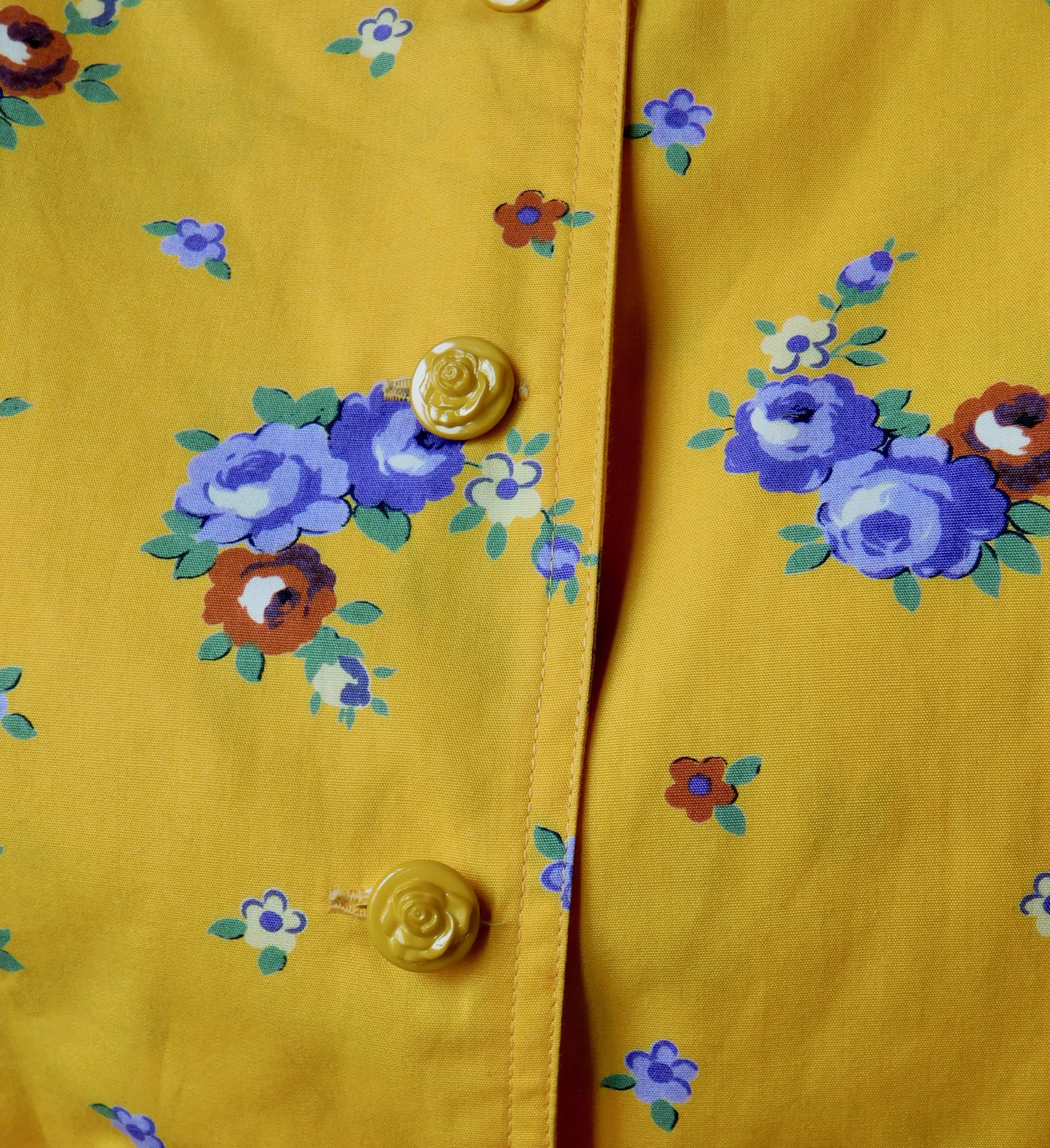  Ungaro  Yello Floral Print Peplum Waist Skirt and Top Ensemble  In Good Condition In Antwerp, BE