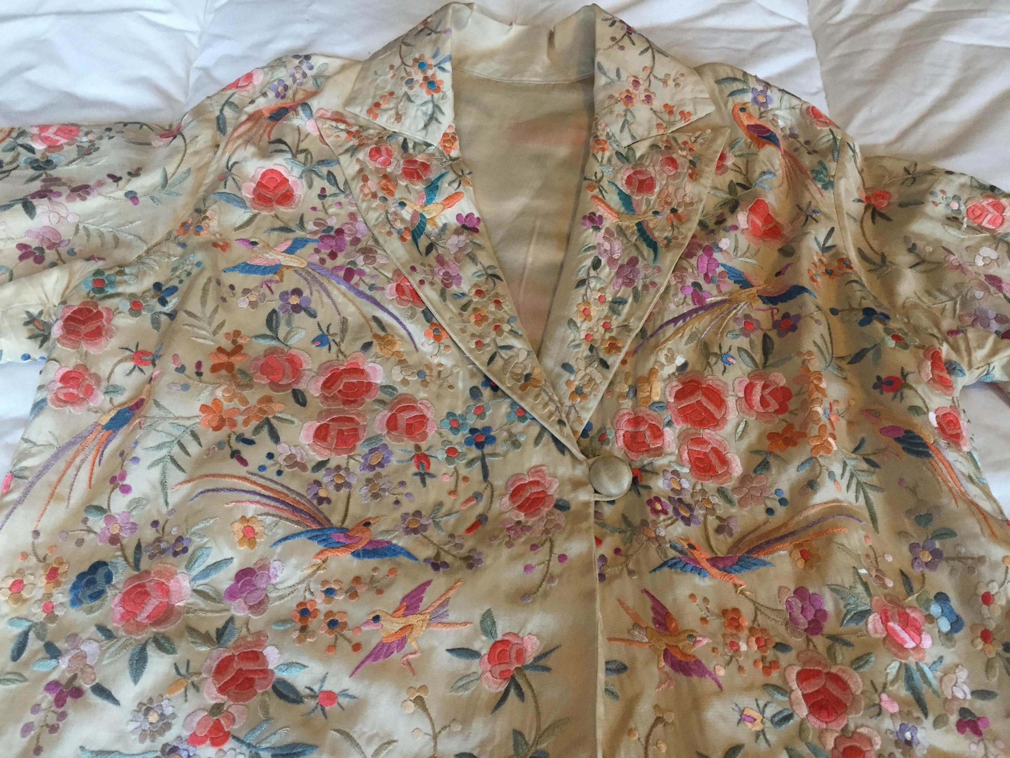 Antique Cantonese Chinese Hand Embroidered Silk Jacket 5