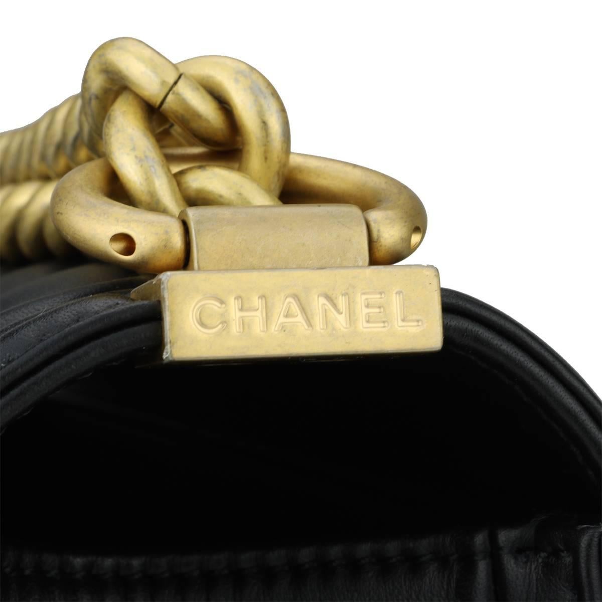 chanel boy bag chevron gold hardware