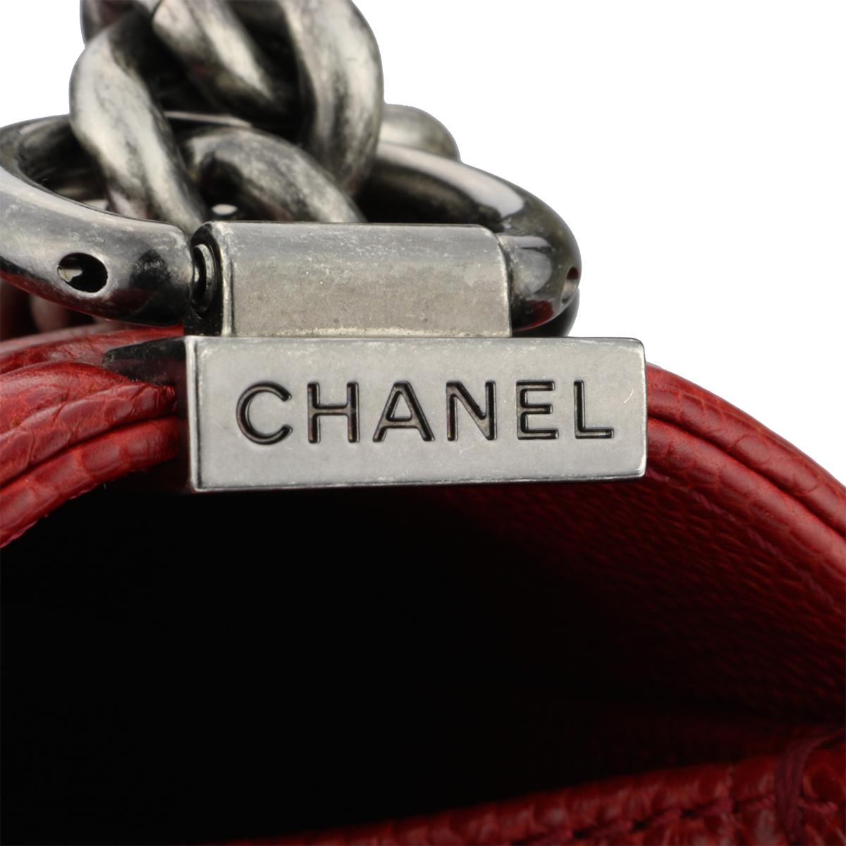 Chanel Medium Rich Red Caviar Quilted Boy Bag with Ruthenium Hardware, 2015 In Excellent Condition In Huddersfield, GB