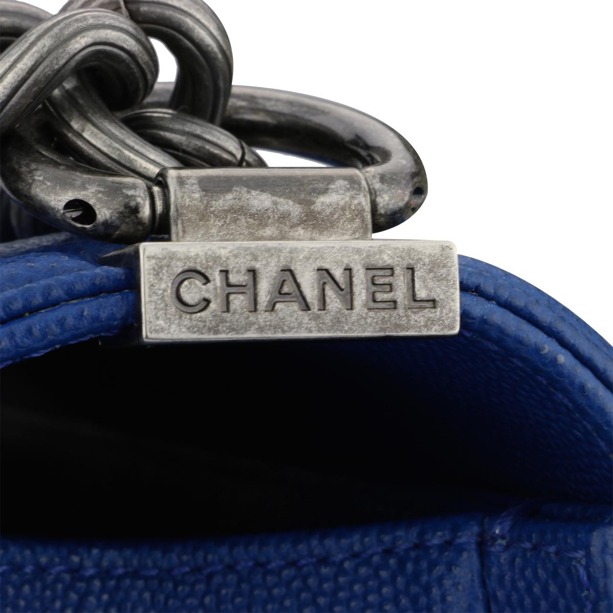 CHANEL New Medium Quilted Boy Blue Caviar with Ruthenium Hardware 2018 In Excellent Condition In Huddersfield, GB