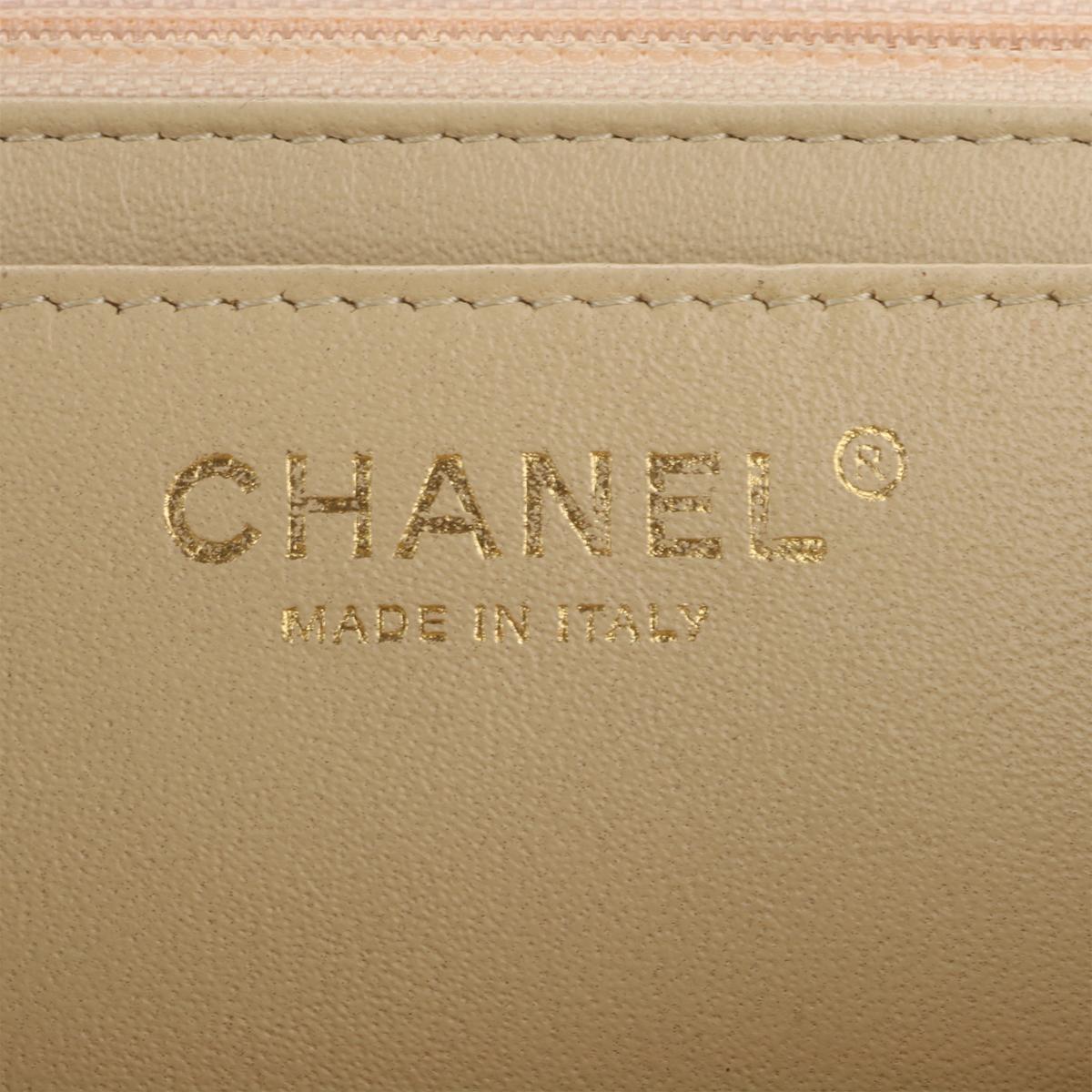 CHANEL Classic Single Flap Jumbo Beige Clair Caviar with Gold Hardware 2009 9
