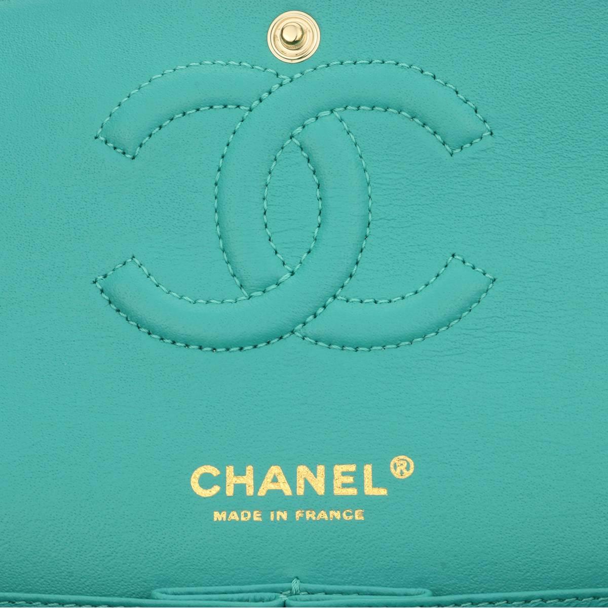 CHANEL Double Flap M/L Chevron Turquoise Lambskin Champagne Gold Hardware 2017 1