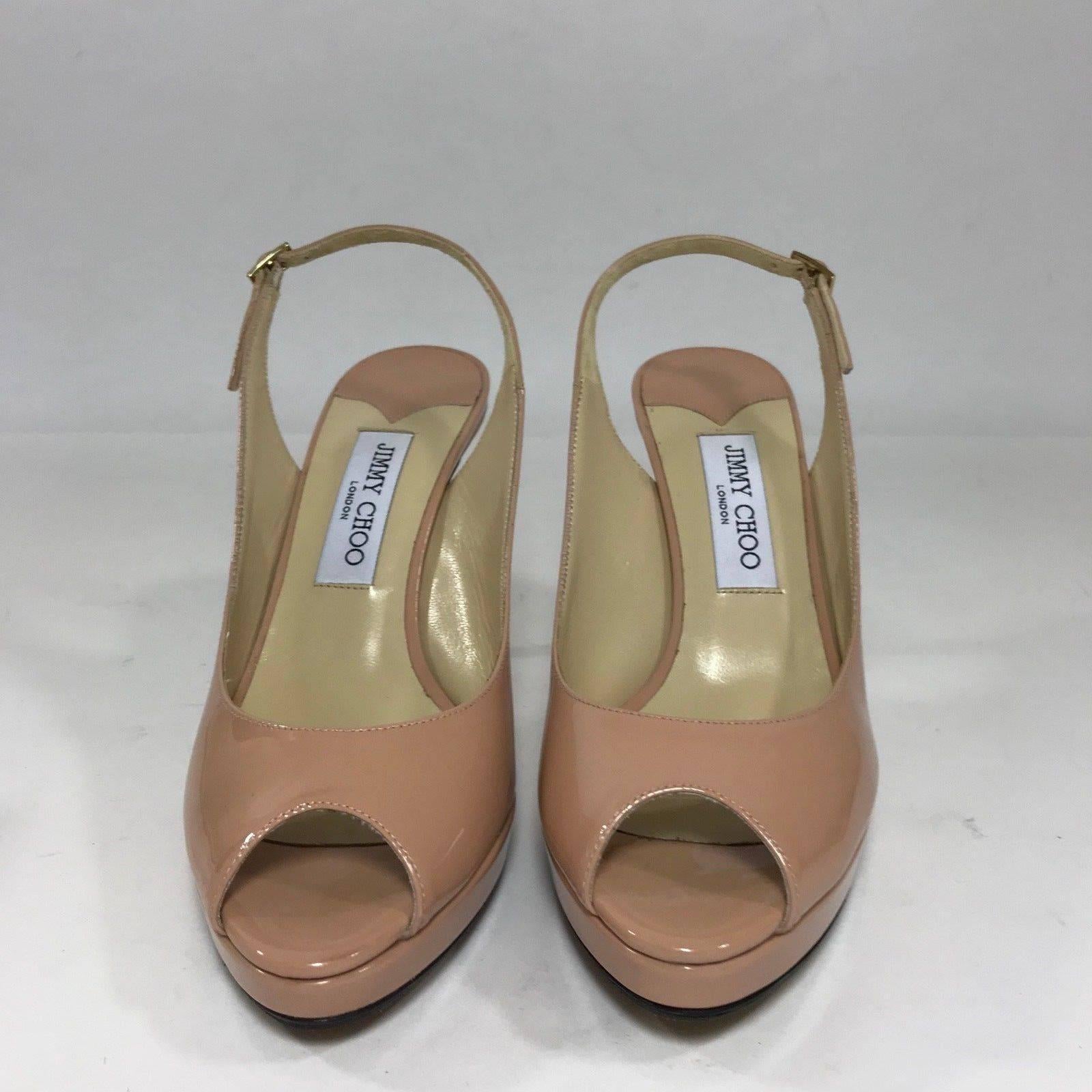 MODEL - Jimmy Choo Nova Slingback Pump in Blush Patent
	
SKU - 1697
	
ORIGINAL RETAIL PRICE - 665 +tax
	
SIZE - US 10/Euro 40
	
MODEL DETAILS - 123 Nova
	
MATERIAL - Patent Leather
	
COLOR - Blush
	
COMES WITH - Box and Dust Bag
	
MEASURMENTS - 4.5