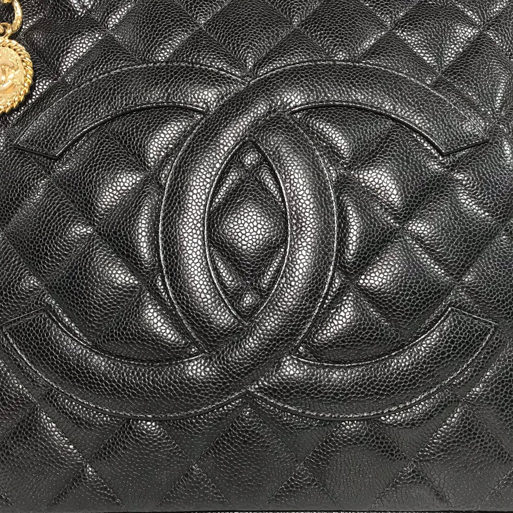 Chanel Caviar Leather Medallion with Gold Hardware in Black Shoulder Bag 3