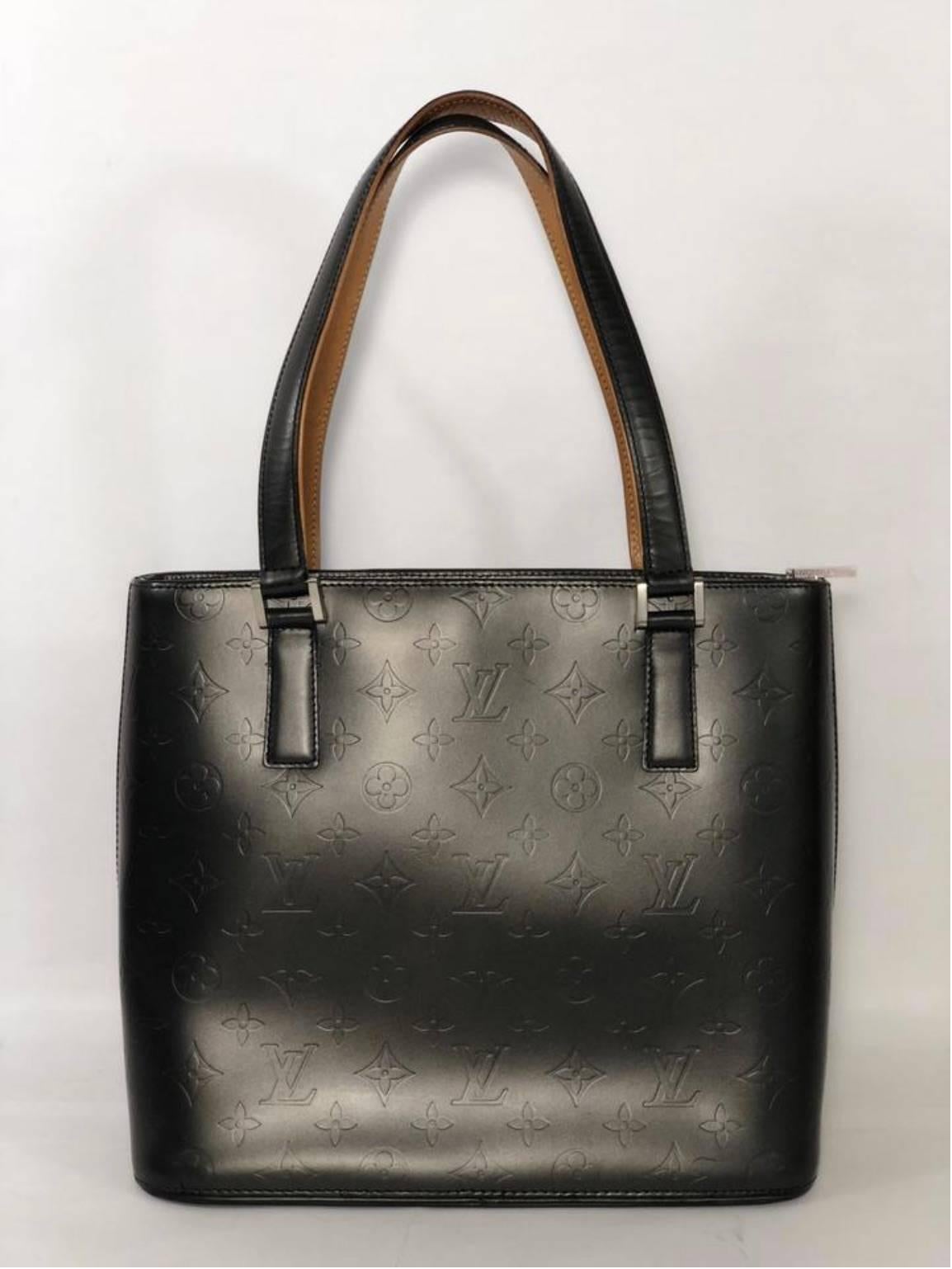 Louis Vuitton Matte Vernis Stockton in Grey Shoulder Bag In Good Condition In Saint Charles, IL