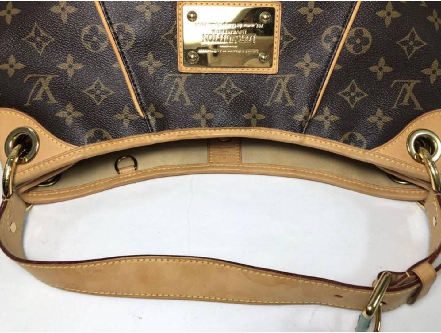 Louis Vuitton Monogram Galliera PM Hobo Handbag For Sale 2