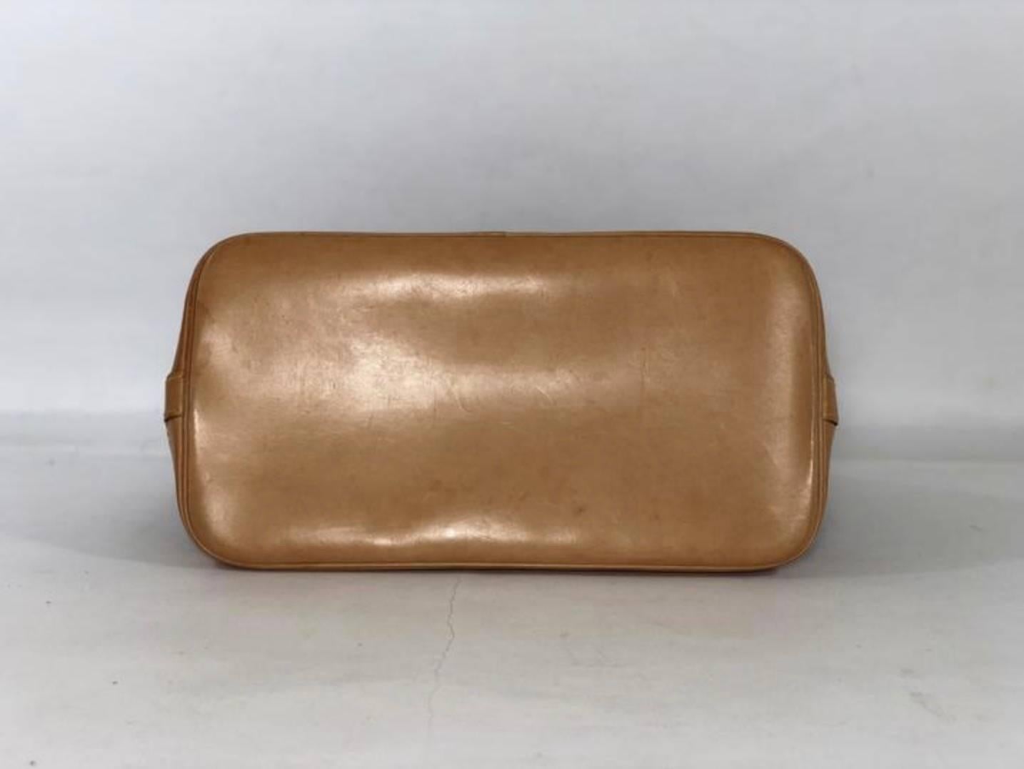 Louis Vuitton Monogram Alma PM Satchel Handbag For Sale 3