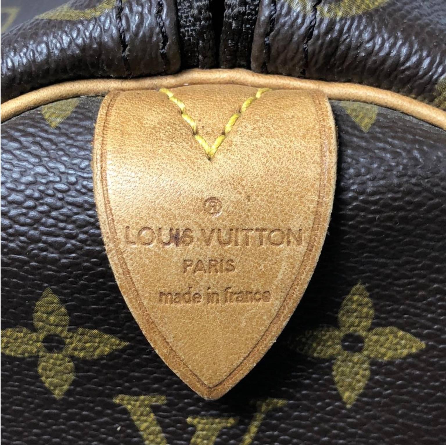 Louis Vuitton Monogram Keepall 50 Travel Bag In Good Condition In Saint Charles, IL