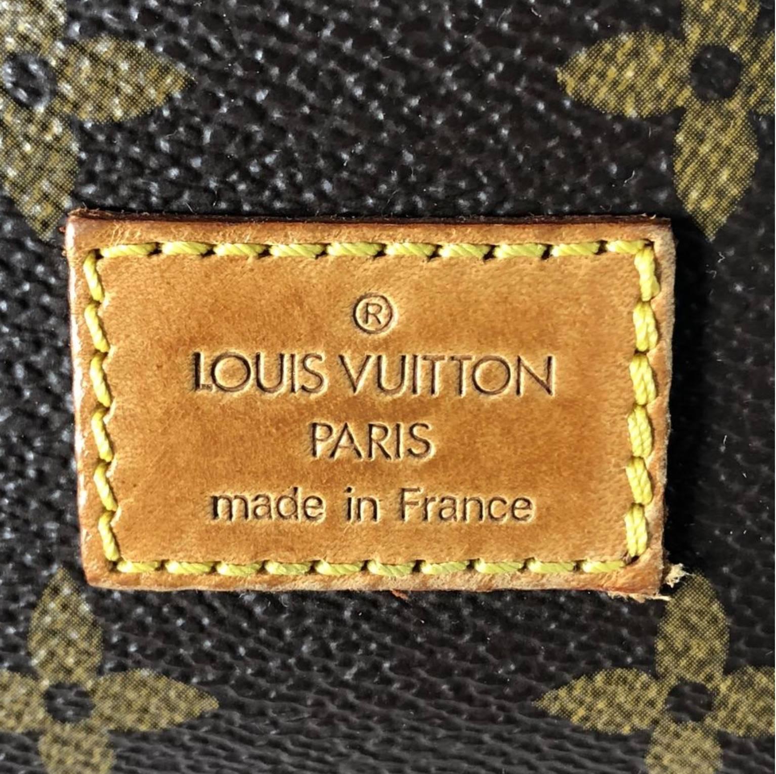 Louis Vuitton Monogram Saumur 30 Crossbody Handbag 6
