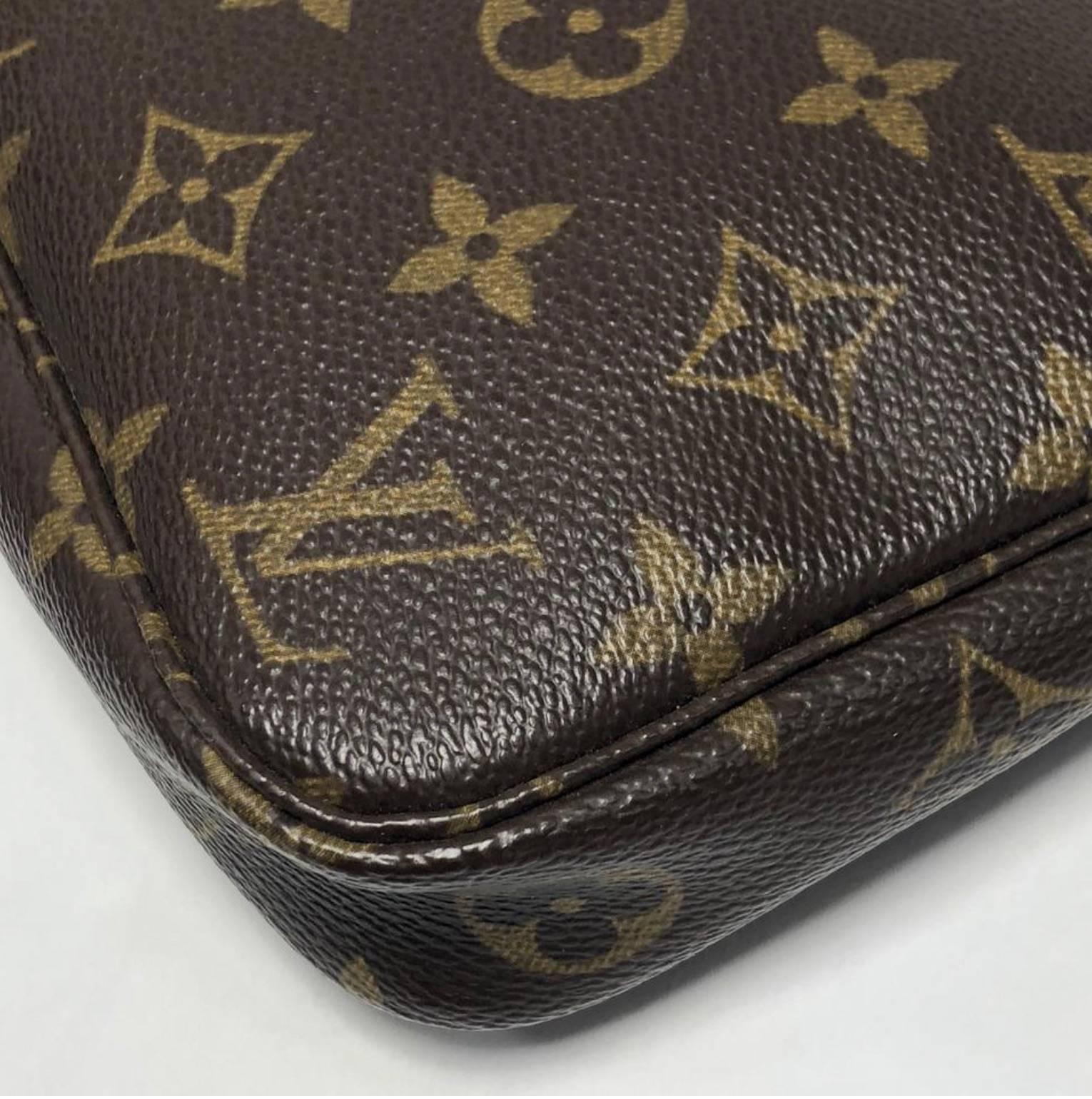 Louis Vuitton Monogram Pochette Accessories Wristlet Handbag 2