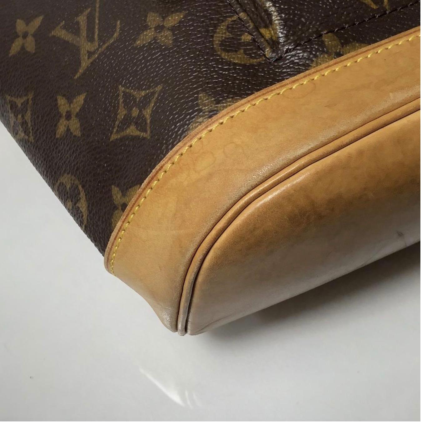 Women's or Men's Louis Vuitton Monogram Montsouris MM Backpack Handbag For Sale