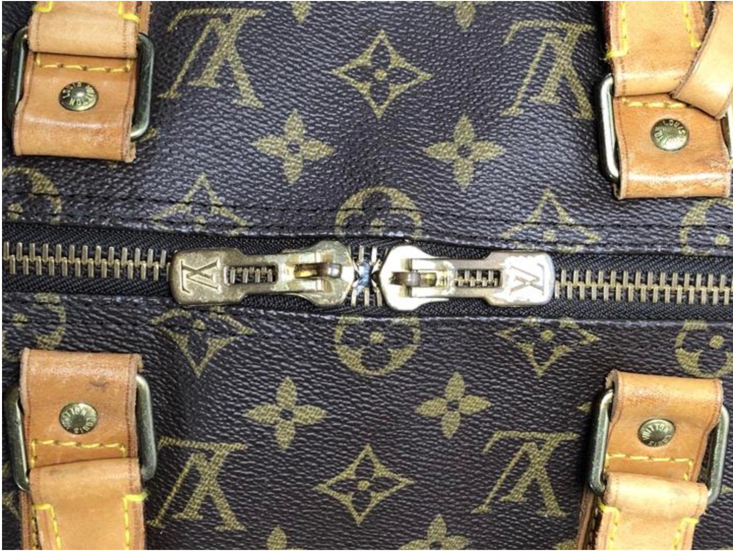 Louis Vuitton Monogram Keepall Bandoliere 50 Travel Handbag For Sale 2