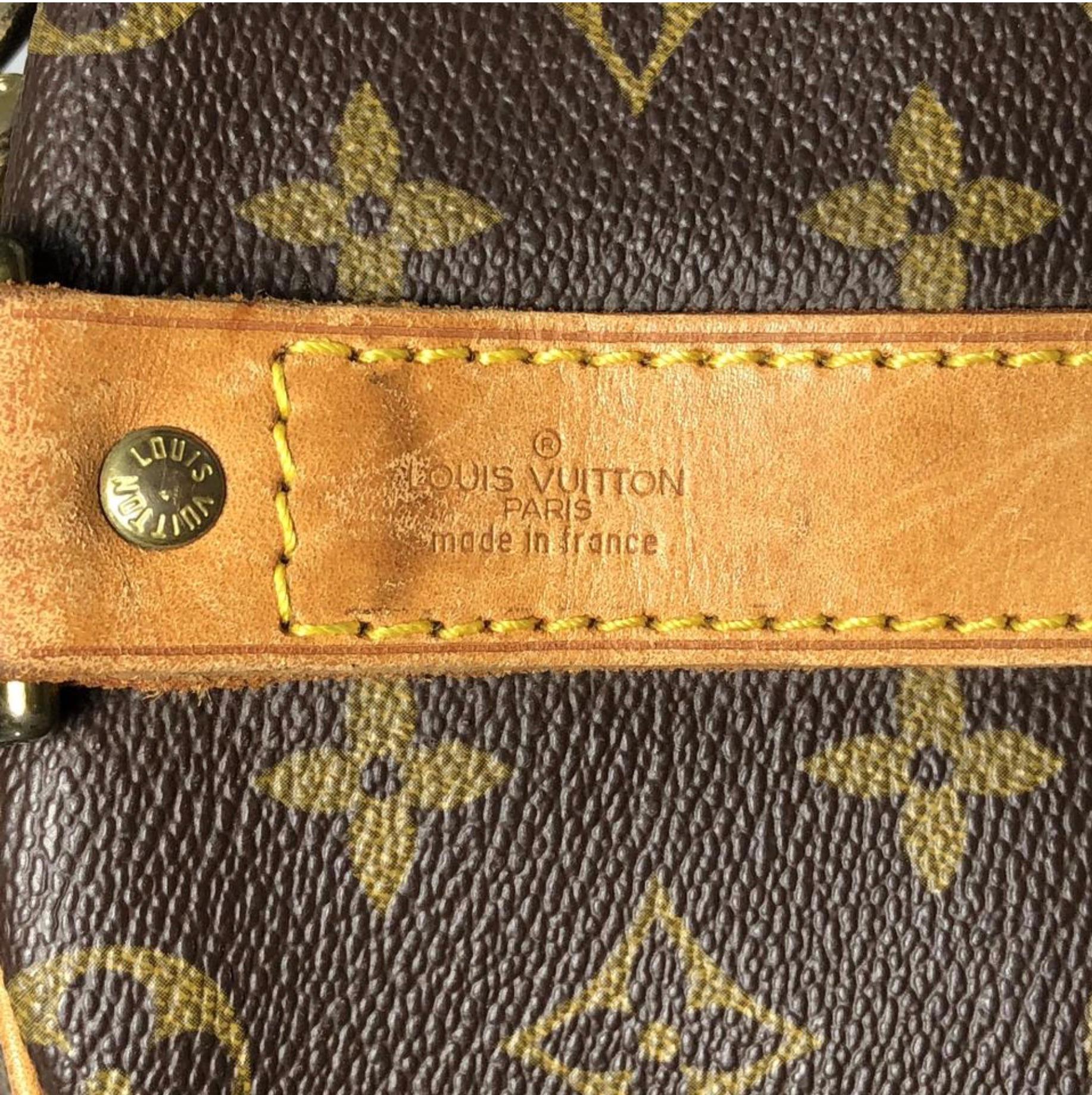 Louis Vuitton Monogram Keepall Bandoliere 50 Travel Handbag For Sale 6