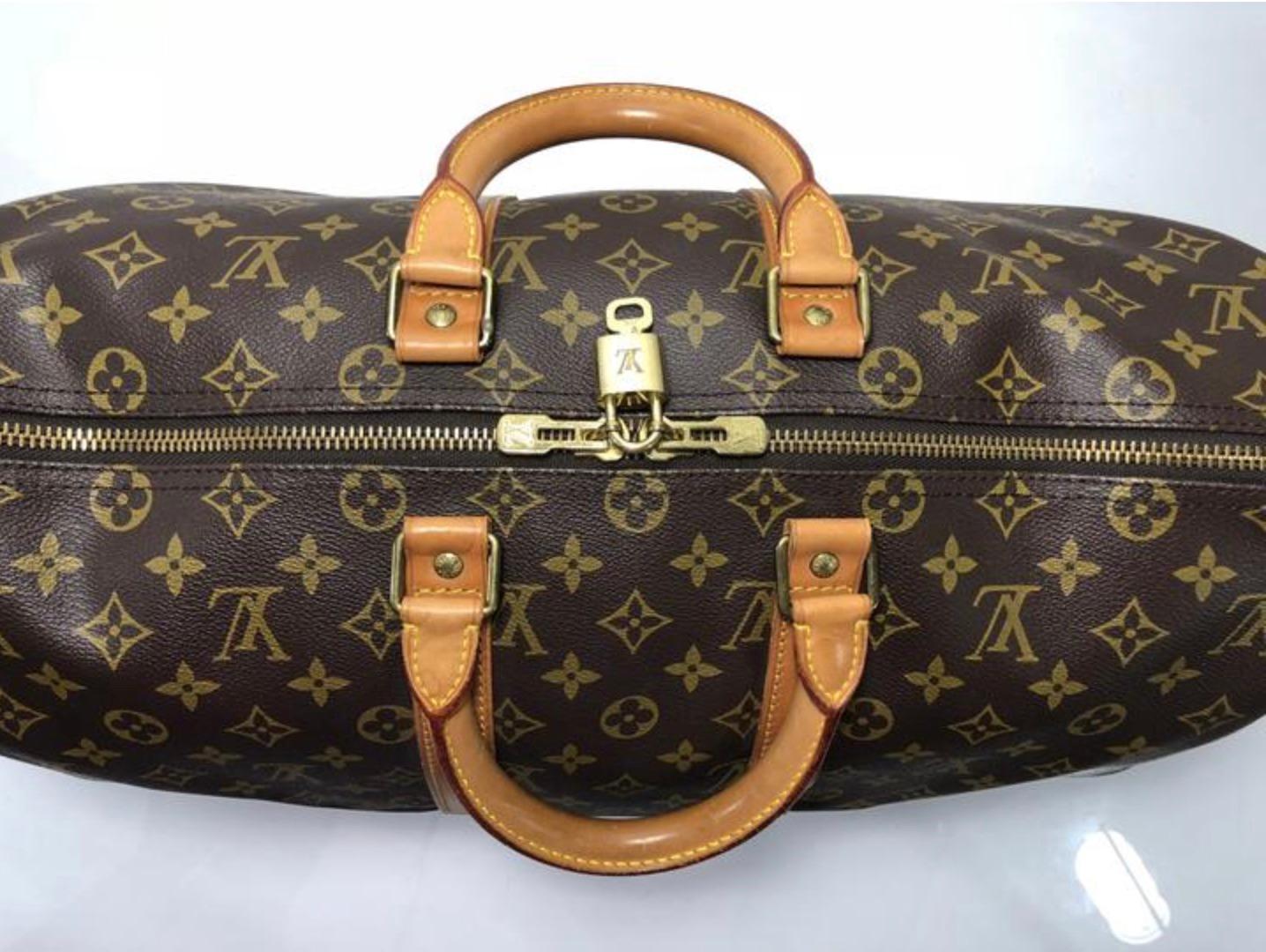 Louis Vuitton Monogram Keepall 45 Travel Handbag In Good Condition For Sale In Saint Charles, IL
