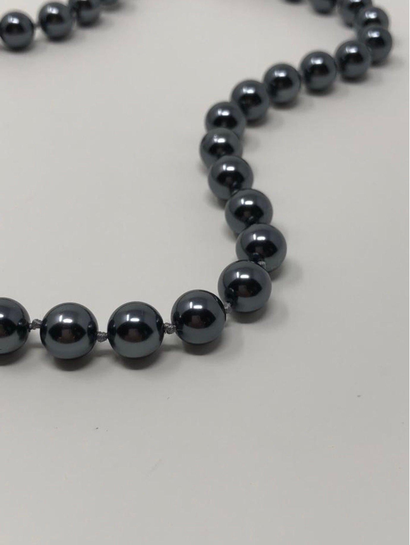  Carolee Round Faux Black Pearl Ball Necklace For Sale 1
