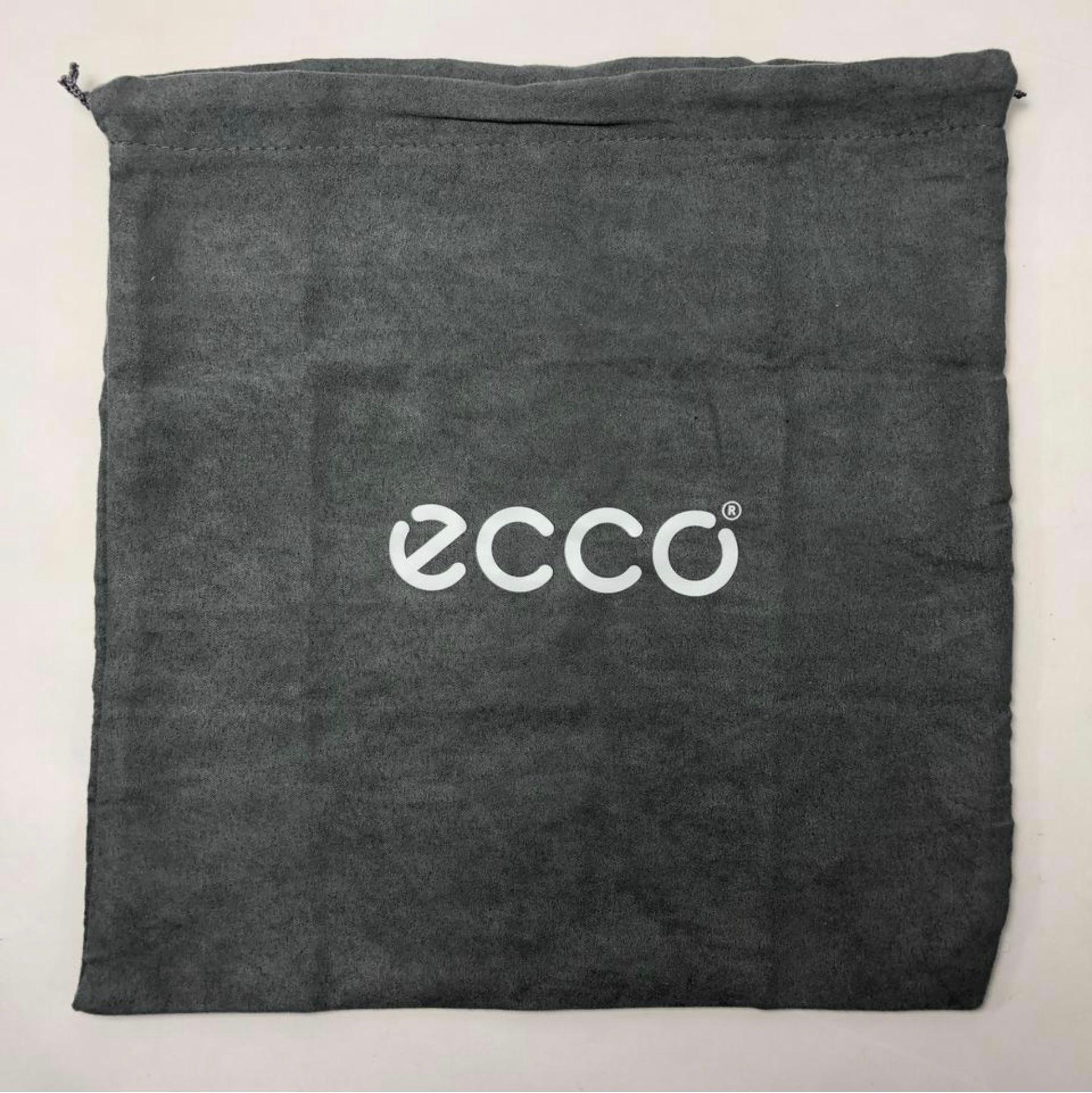  Ecco Fortine Crossbody Handbag in Dark Brown For Sale 2