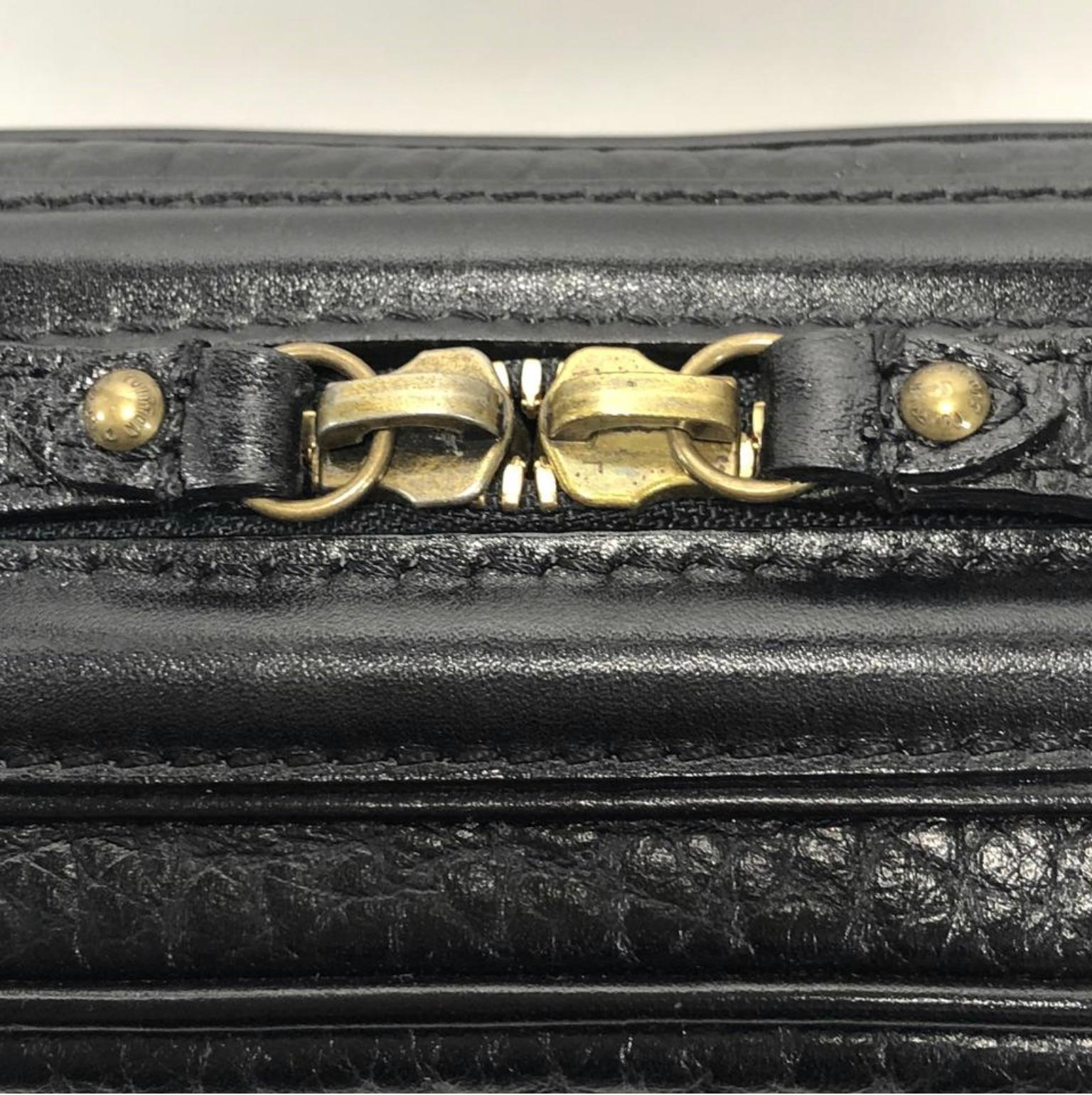 Women's or Men's Louis Vuitton Vienna Leather Mizi Satchel Handbag