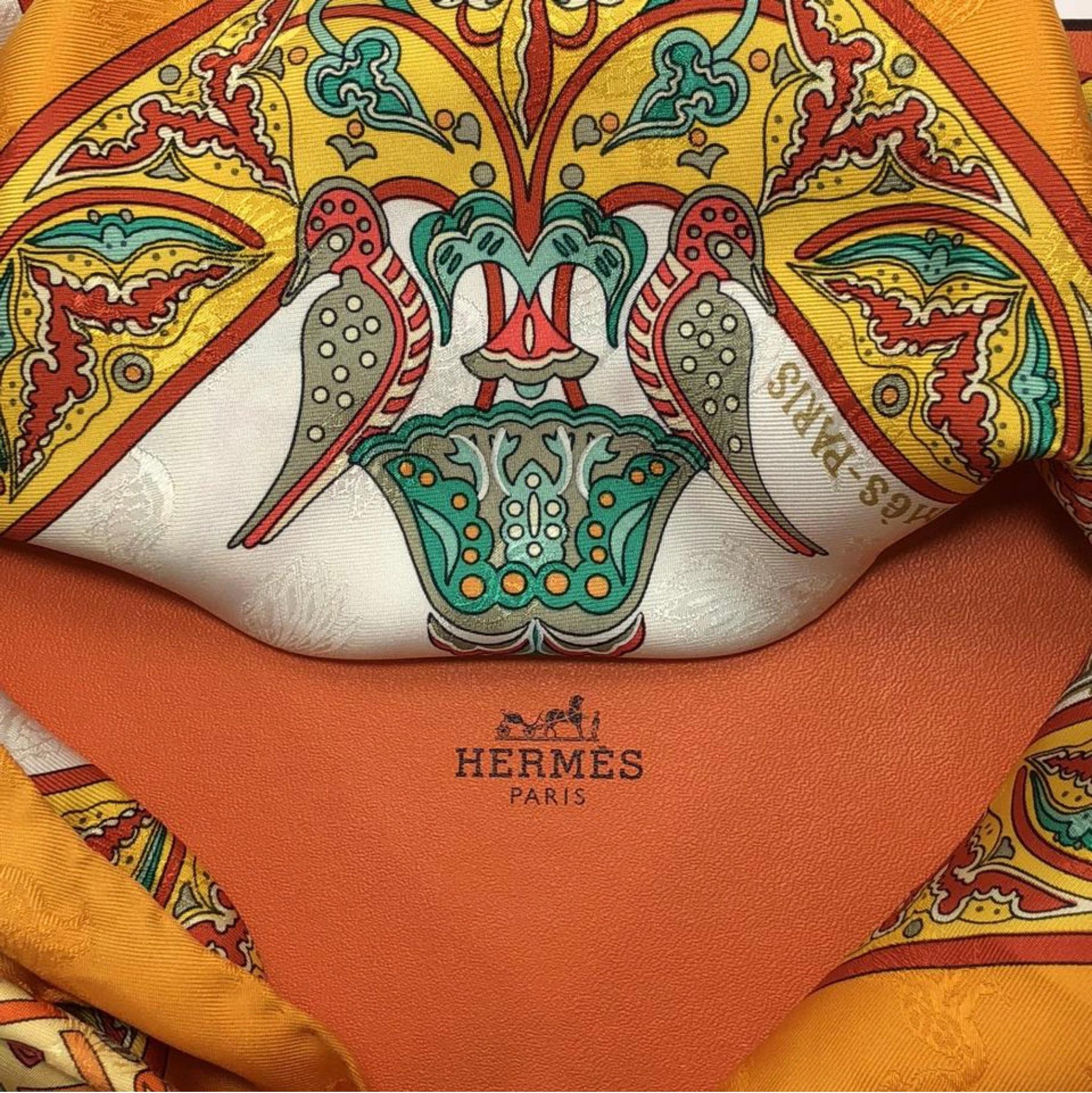 MODEL - Hermes Scarf Ciels Byzantins Silk in Orange

CONDITION - Very Good. A couple of very light spots.

SKU - 2773

DATE/SERIAL CODE - NA

ORIGIN - France

PRODUCTION - NA

DIMENSIONS - L35 x H35 x D.05

STRAP/HANDLE DROP - NA

MATERIAL - 100%