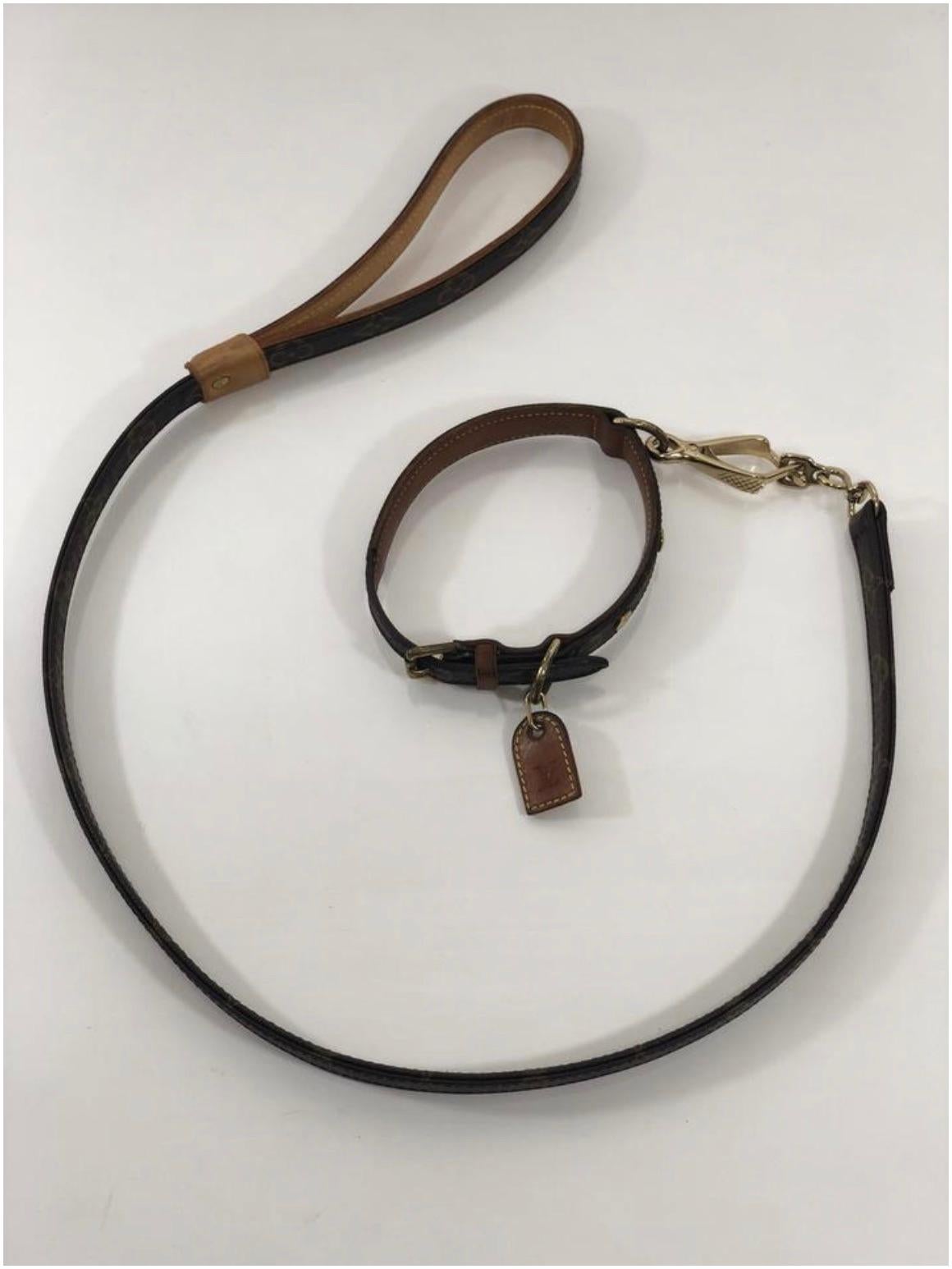 MODEL - Louis Vuitton Monogram Leash Baxter GM and Collier Baxter GM

CONDITION - Exceptional!  Medium vachette, no watermarks, no handle darkening with collar darkening on inside.  No dryness and light scuffing.  Bright and shiny hardware with