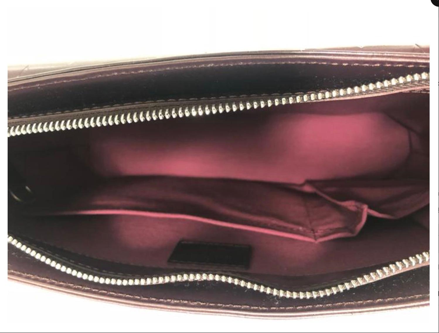  Louis Vuitton Matte Vernis Allston in Purple Shoulder Handbag For Sale 4
