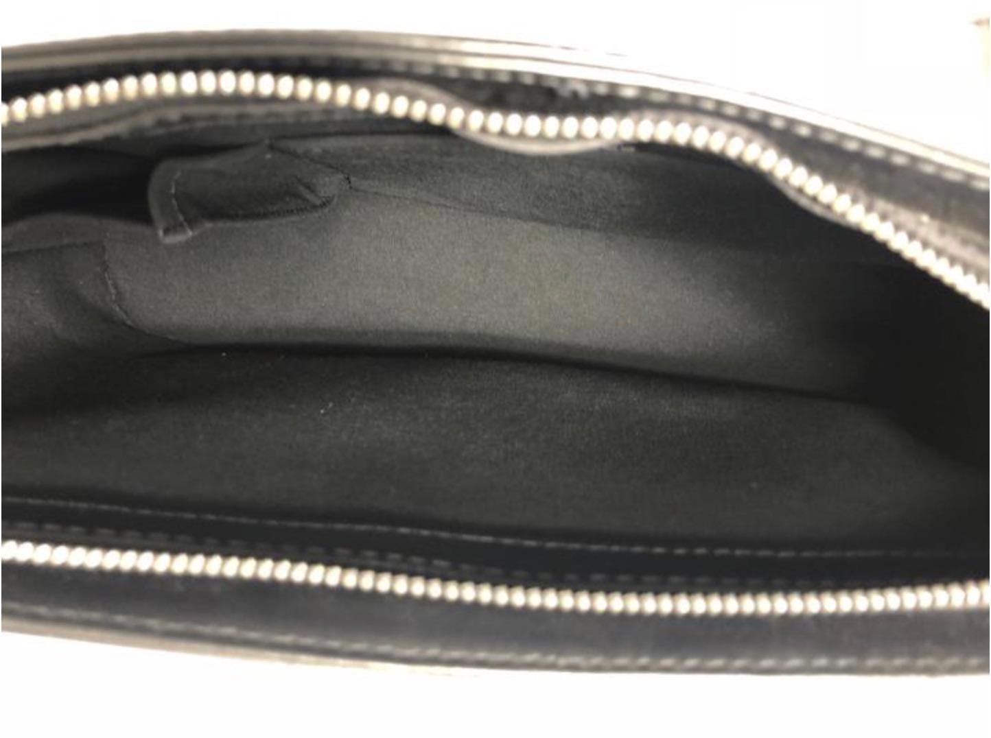 Louis Vuitton Matte Vernis Allston in Grey Shoulder Handbag For Sale 6