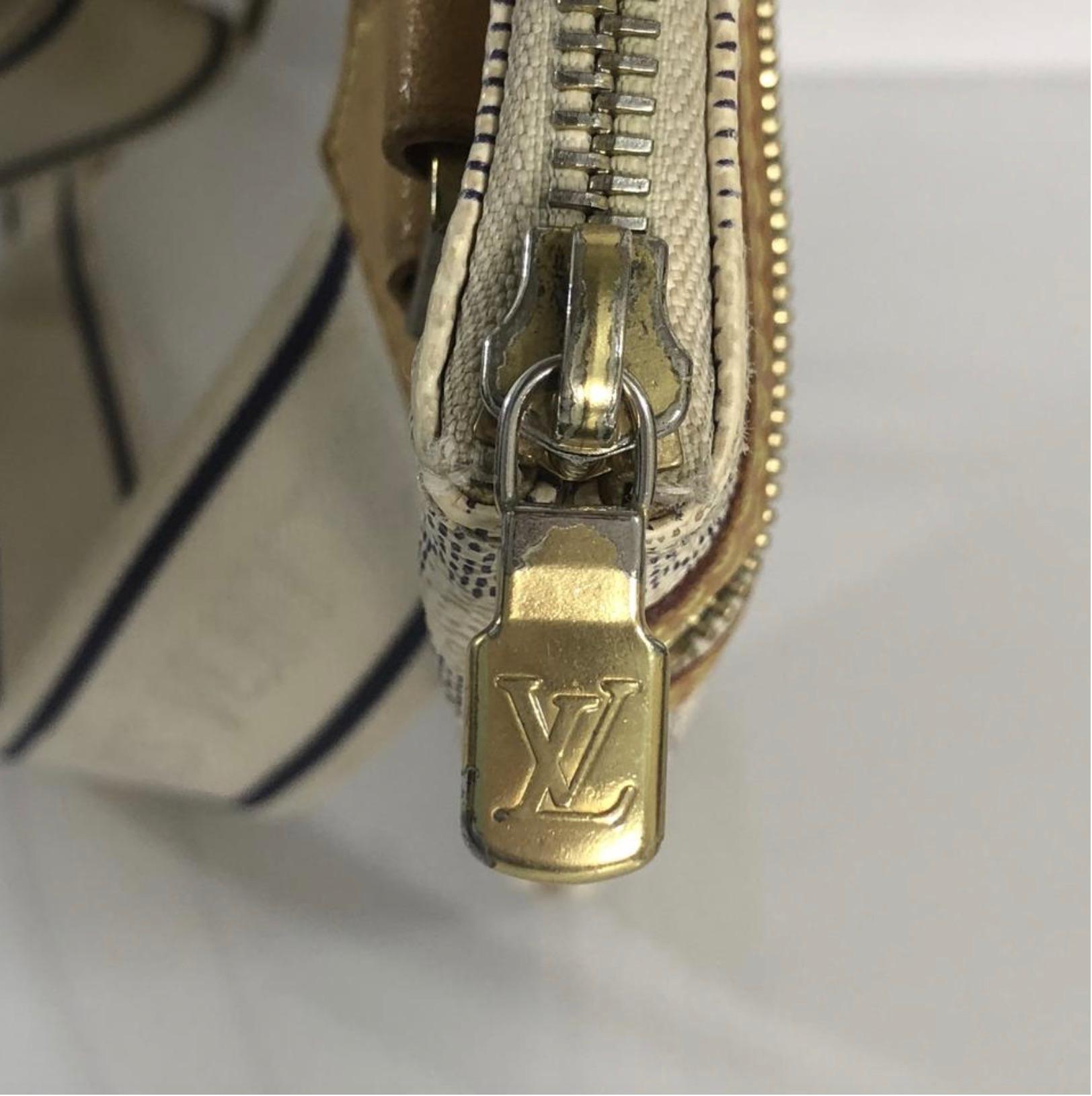 Louis Vuitton Damier Azur Pochette Bosphore Crossbody For Sale 2