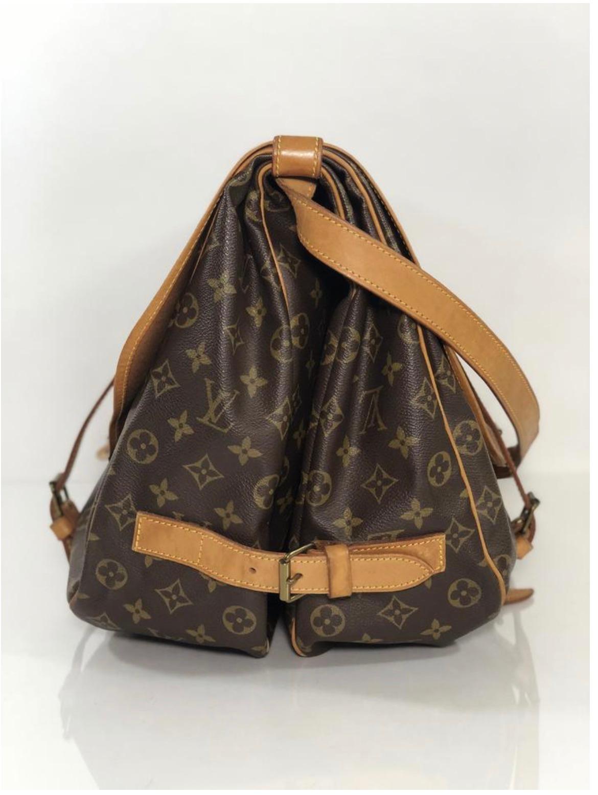 Louis Vuitton Monogram Saumur 43 Messenger Handbag For Sale 2