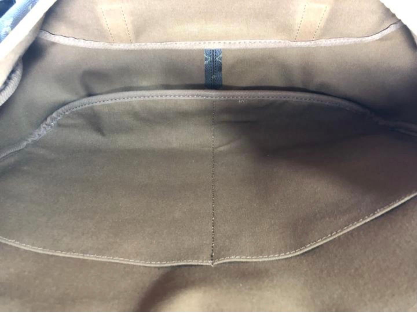 Louis Vuitton Monogram Saumur 43 Messenger Handbag For Sale 4