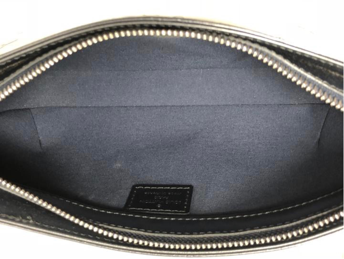 Louis Vuitton Matte Vernis Fowler in Blue Shoulder Handbag For Sale 5