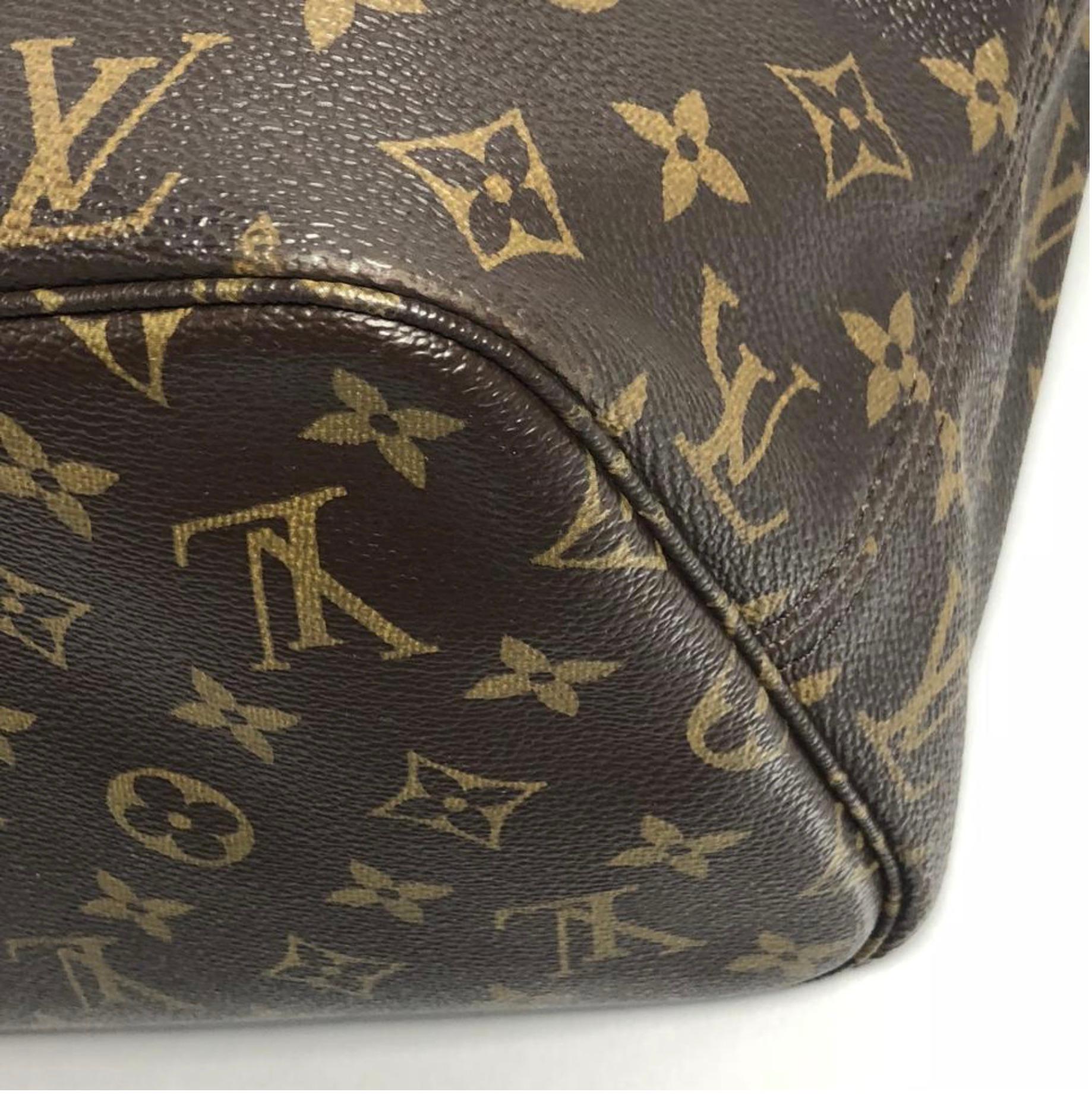  Louis Vuitton Monogram Neverfull MM Tote Shoulder Handbag For Sale 2