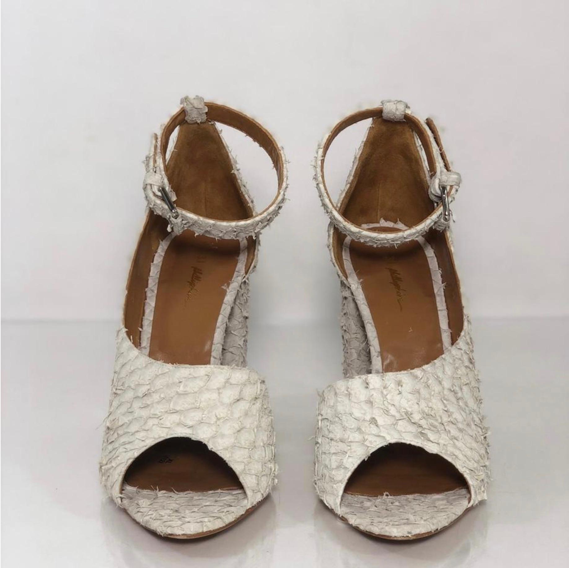 3.1 Phillip Lim Leather Textured Peep Toe Heel with Chunky Block Heel In Good Condition For Sale In Saint Charles, IL