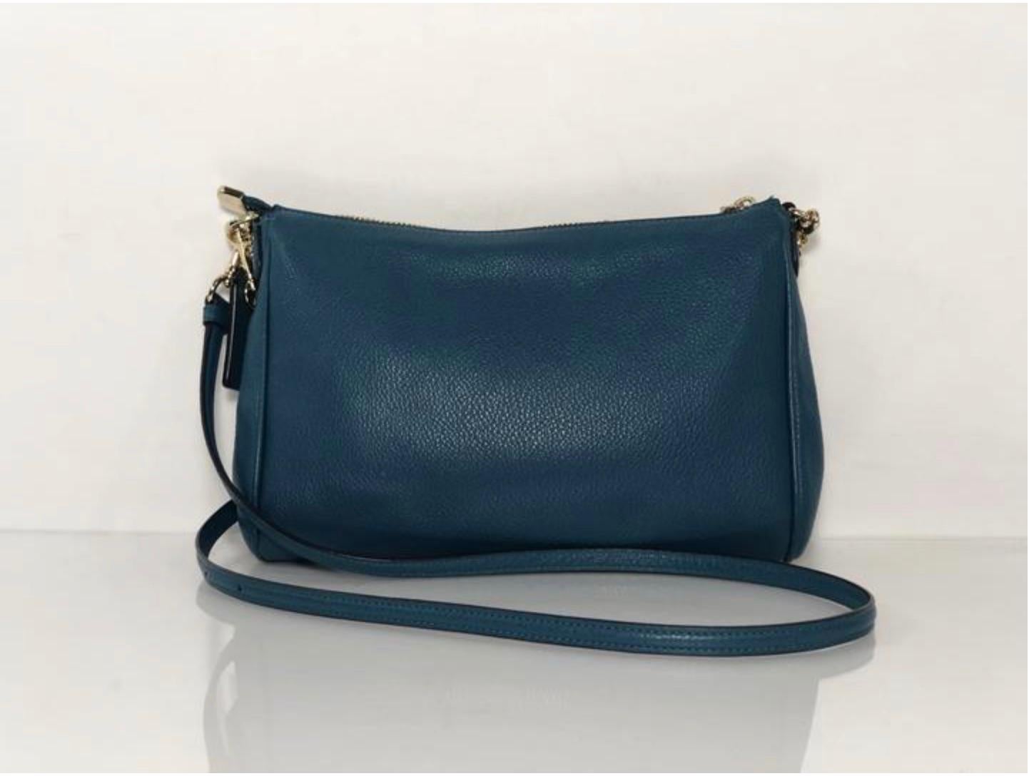 coach carrie crossbody black