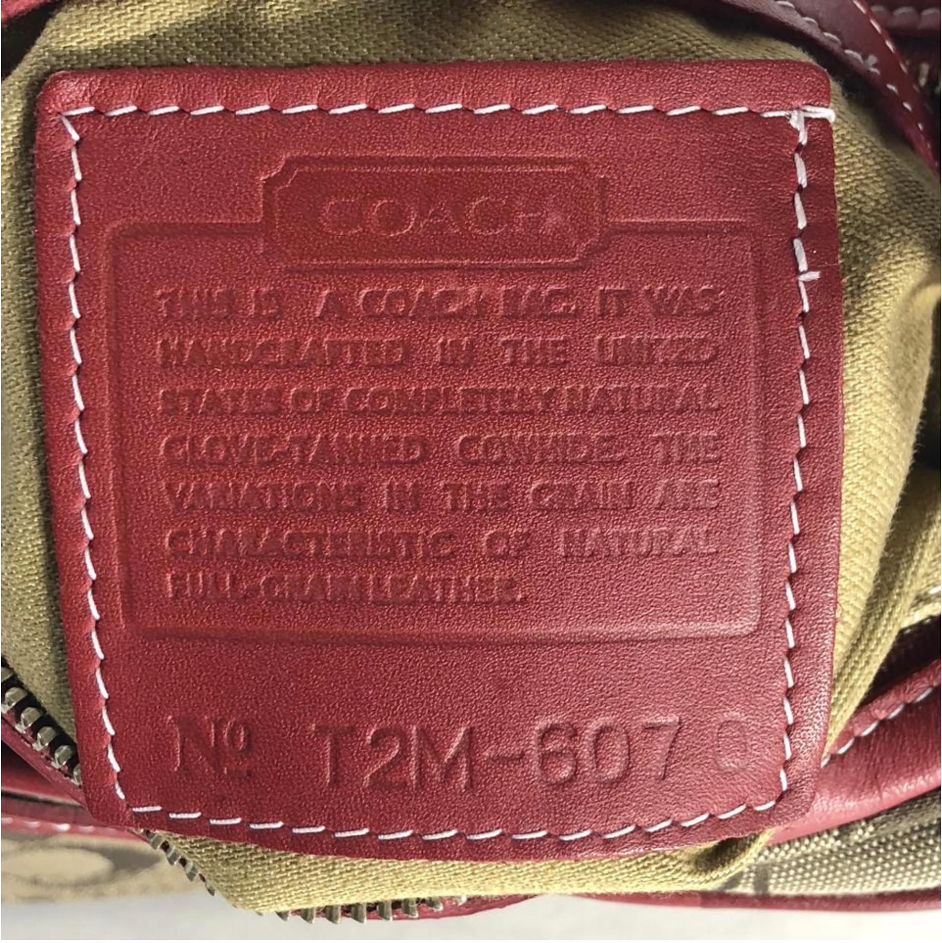 Coach Signature Jacquard Canvas Hobo Handbag and Matching Wallet in Red For Sale 4