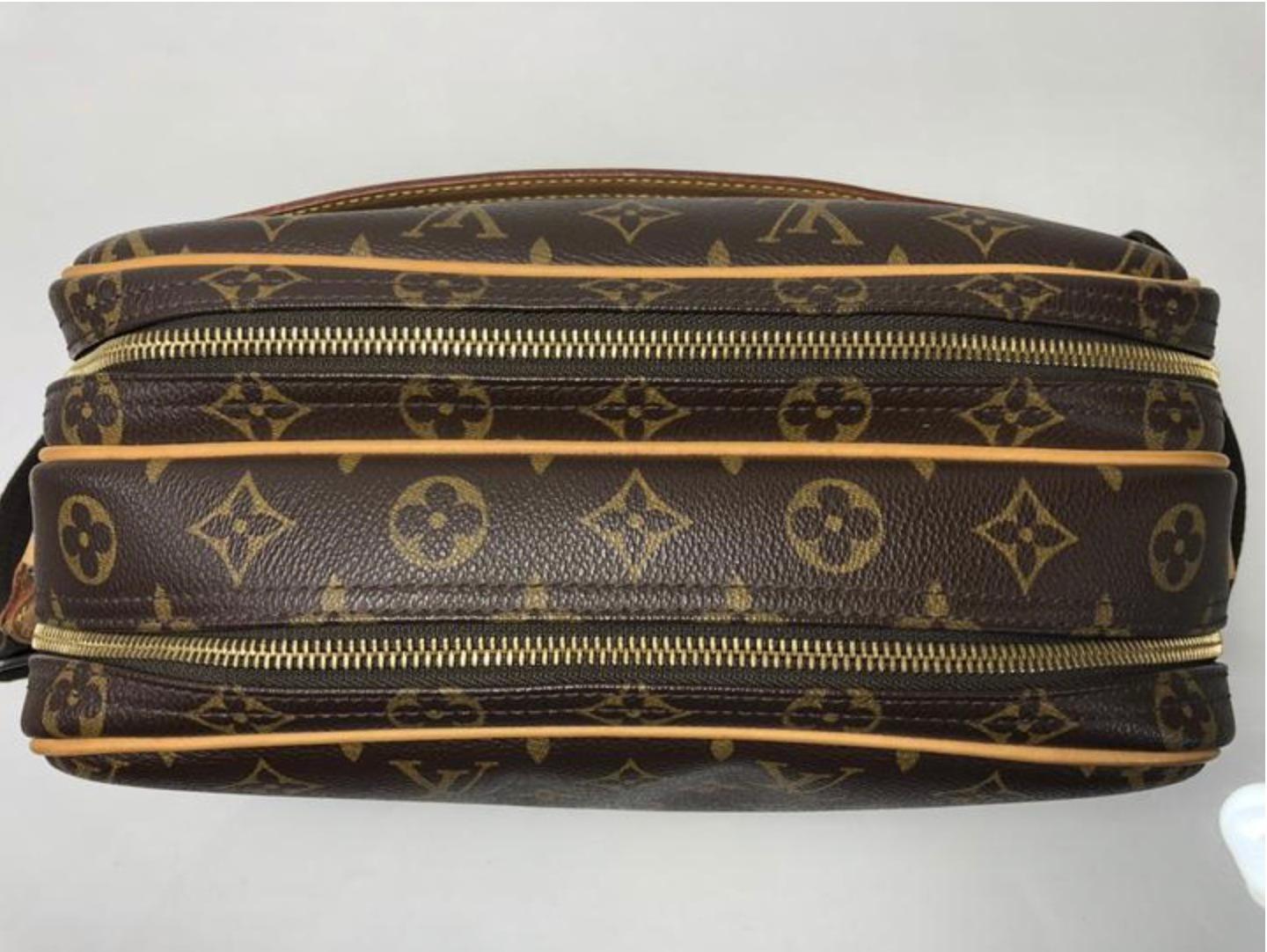 Louis Vuitton Monogram Reporter PM Messenger Crossbody Shoulder Handbag For Sale 1