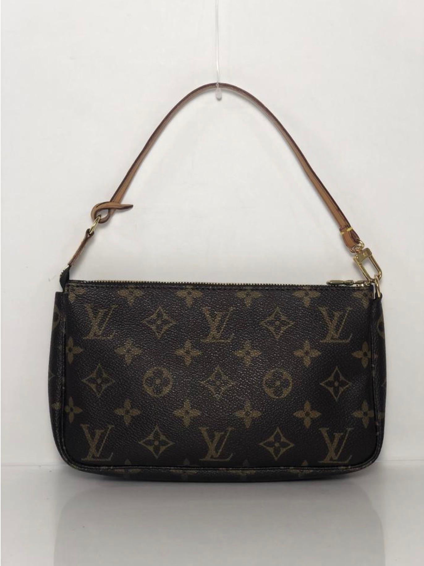 Black  Louis Vuitton Monogram Pochette Accessories Wristlet Handbag For Sale