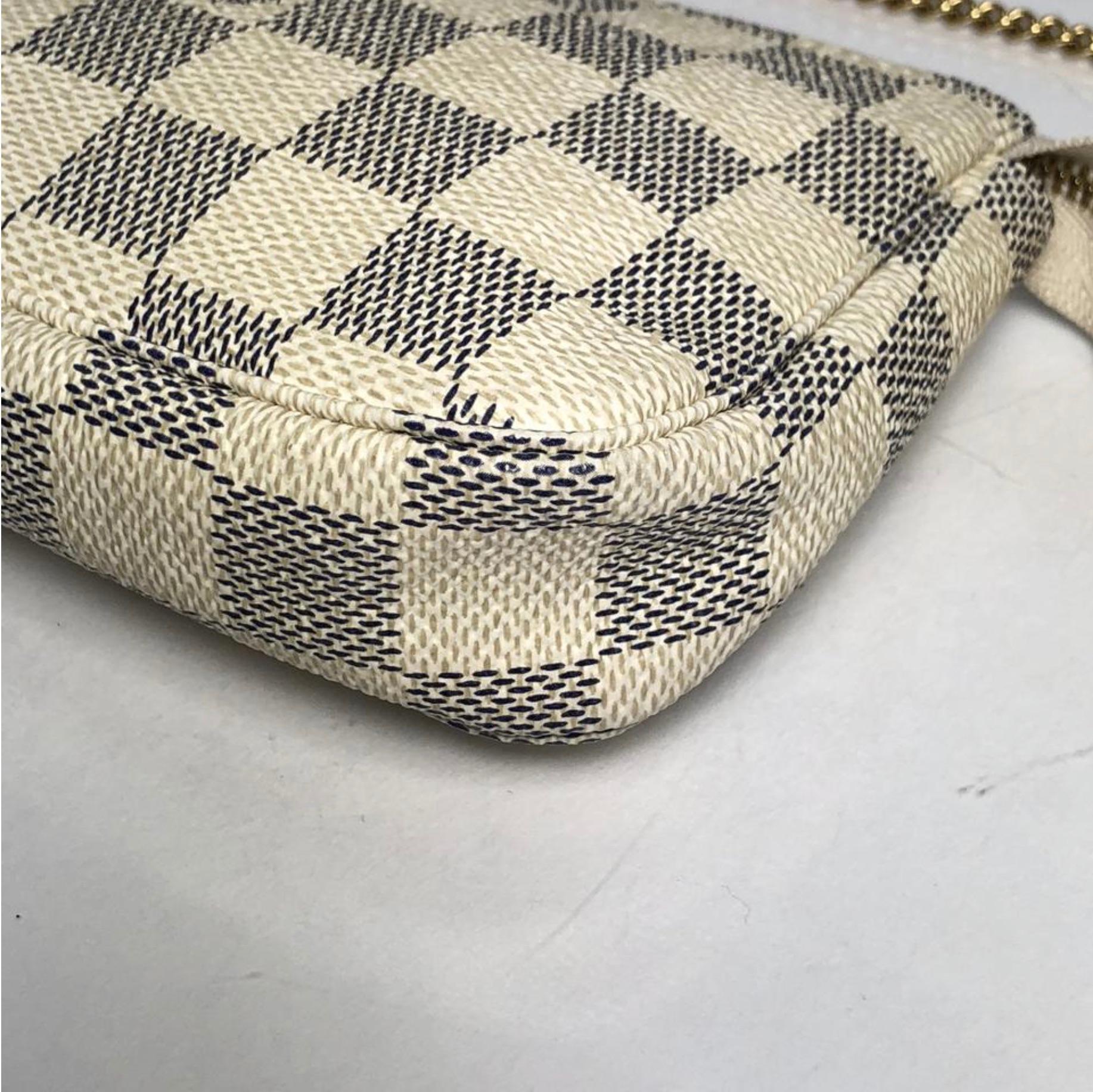 Louis Vuitton Damier Azur Pochette Accessories Mini Wristlet Handbag For Sale 3
