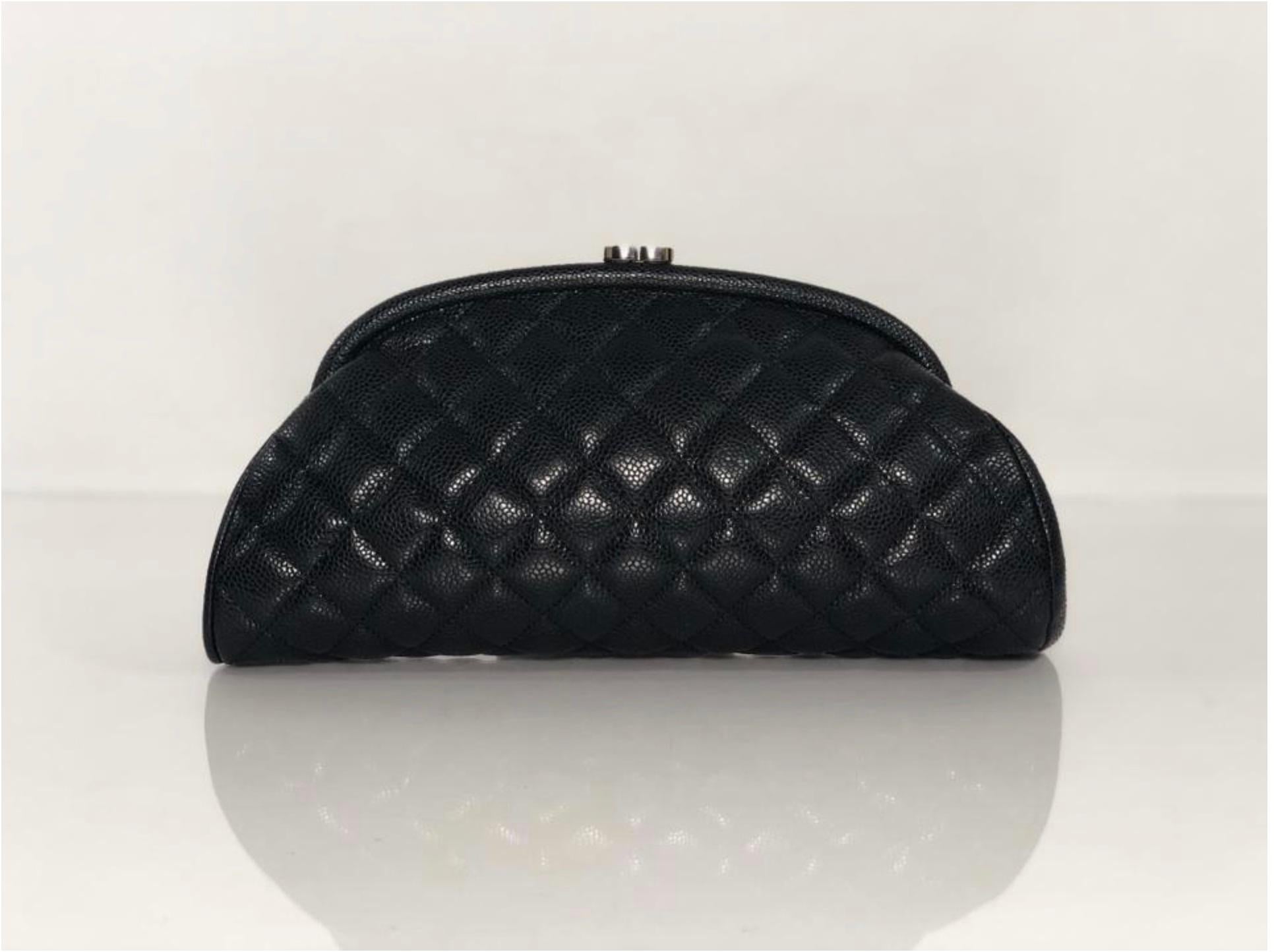 Women's or Men's Chanel Caviar Leather Timeless Frame Evening Clutch with Kiss-lock in Black