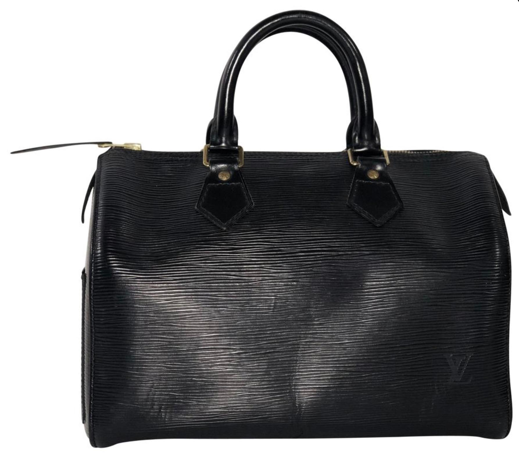 Louis Vuitton Epi Speedy 25 in Black Satchel Handbag For Sale