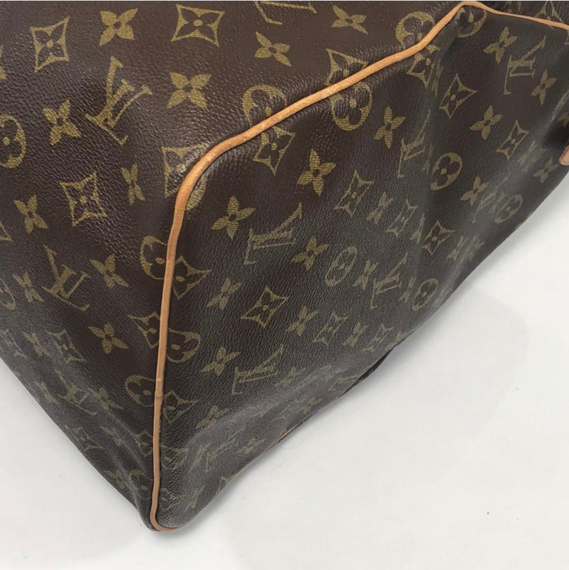  Louis Vuitton Monogram Keepall 55 Travel Top Handle Bag For Sale 5