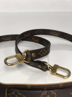 Louis Vuitton Strap Monogram - Crossbody