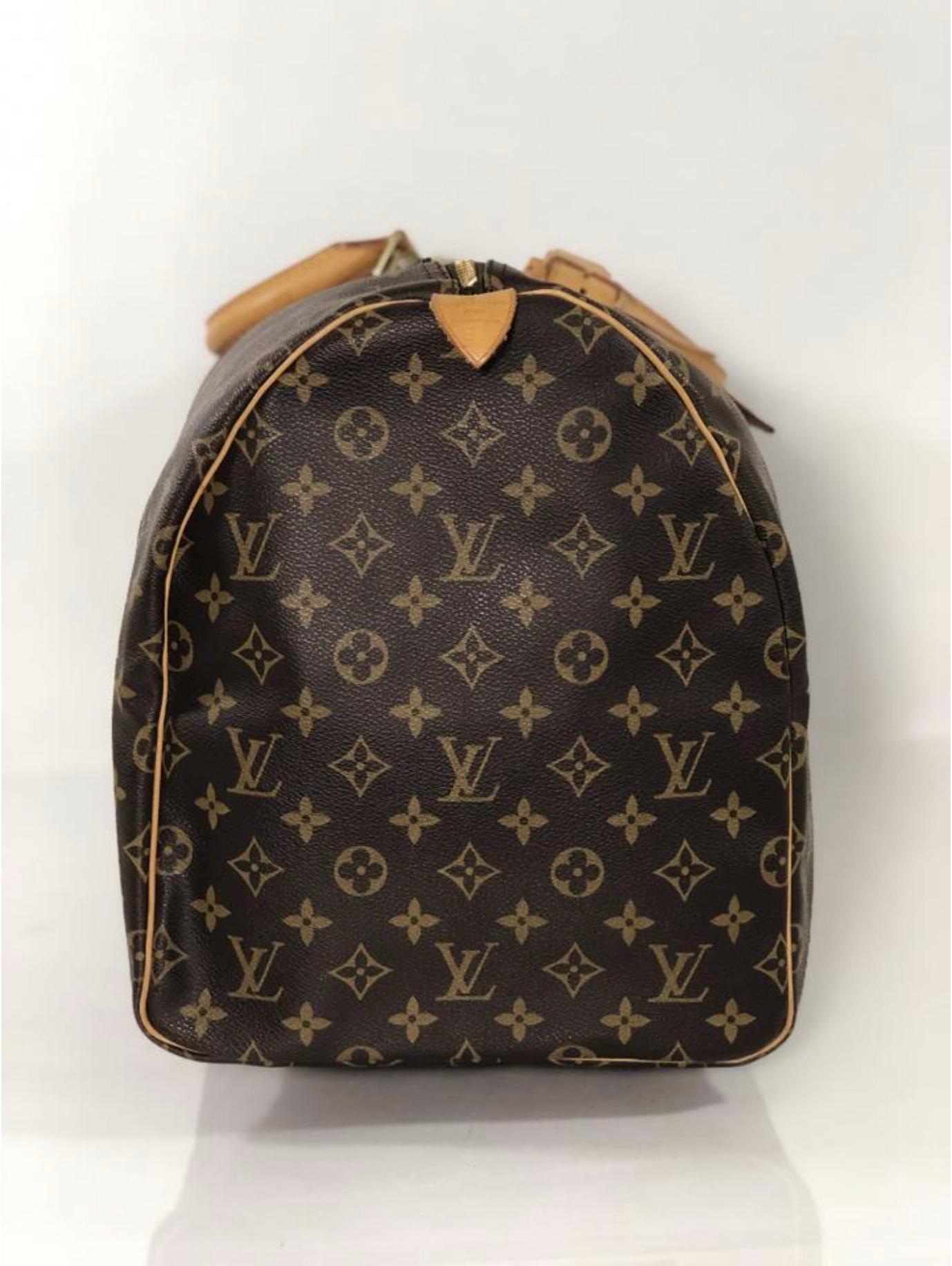  Louis Vuitton Monogram Keepall 55 Top Handle Travel Bag In Good Condition For Sale In Saint Charles, IL