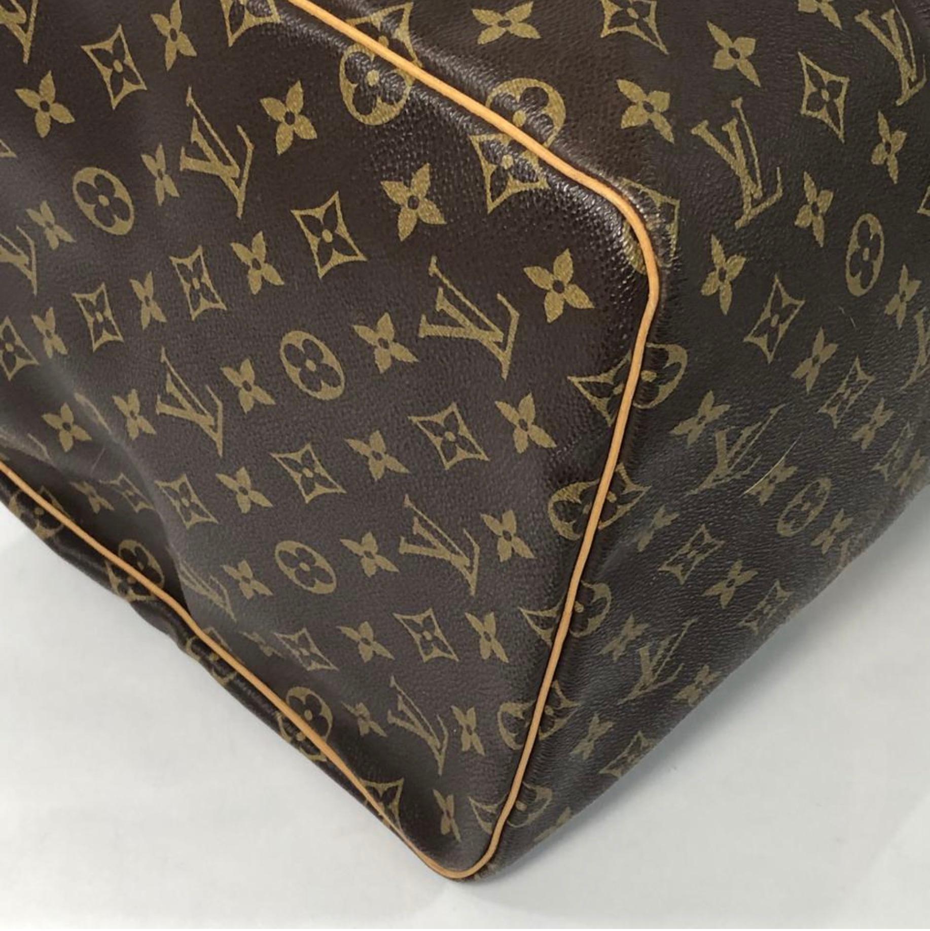  Louis Vuitton Monogram Keepall 55 Top Handle Travel Bag For Sale 4
