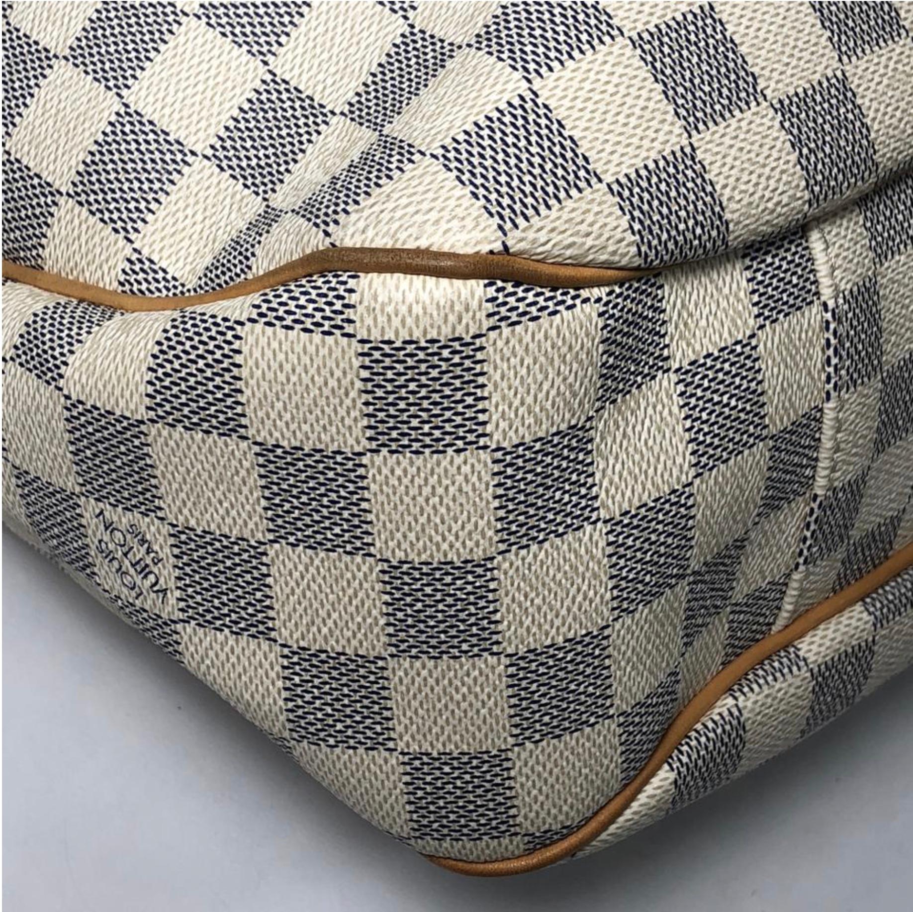 Louis Vuitton Damier Azur Evora MM Shoulder Handbag For Sale 3