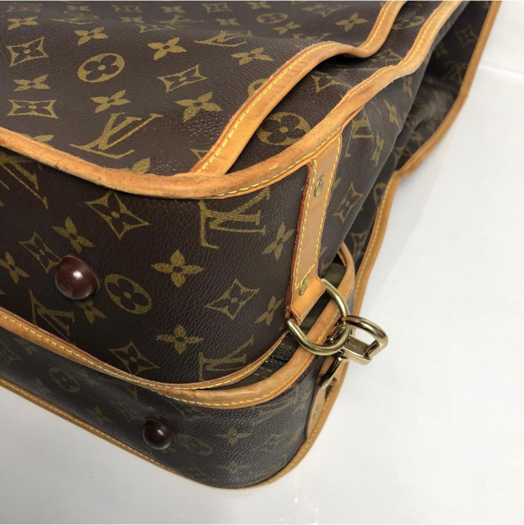  Louis Vuitton Monogram Portable Cabine Garment Cover Travel Handbag For Sale 3