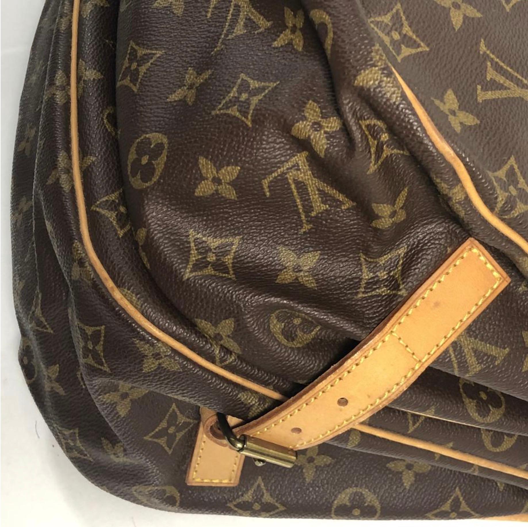  Louis Vuitton Monogram Saumur 35 Crossbody Shoulder Handbag For Sale 4