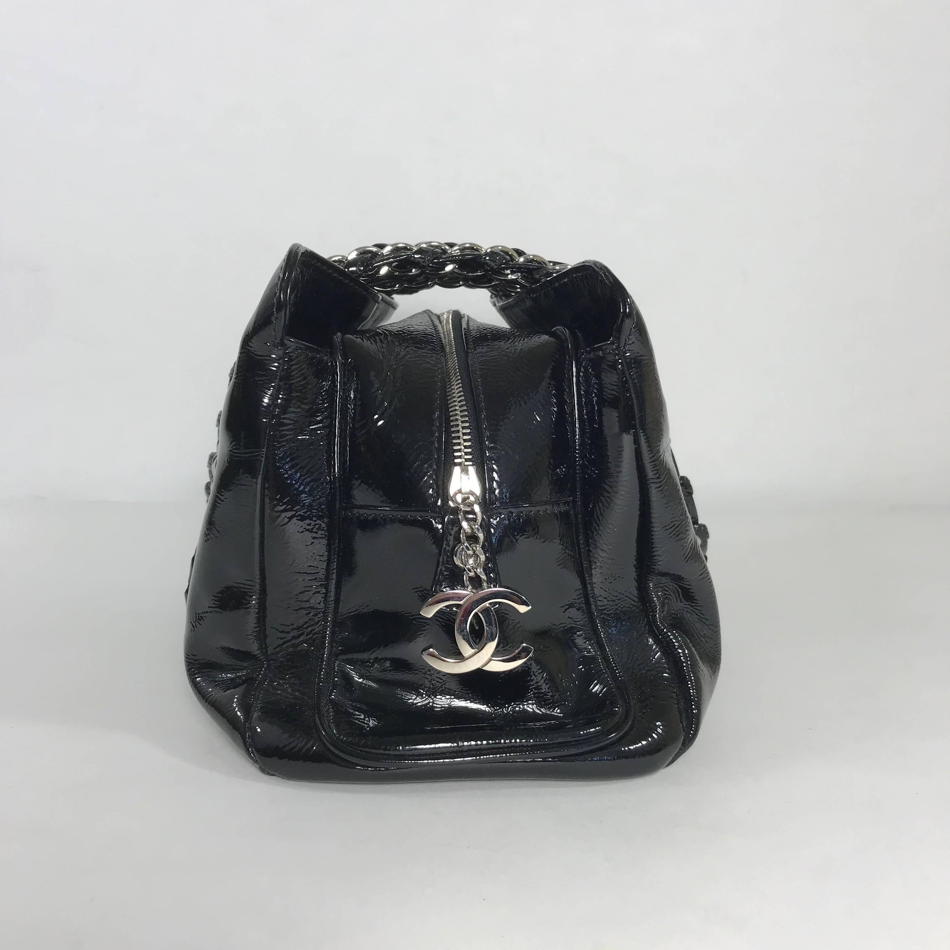 Chanel Black Patent Leather Shoulder Bag  In Excellent Condition In Saint Charles, IL